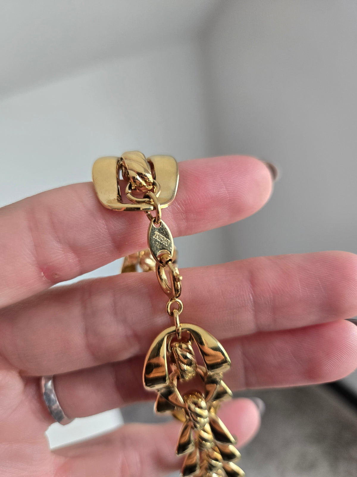 Trifari Vintage Gold Layered Chunky Necklace
