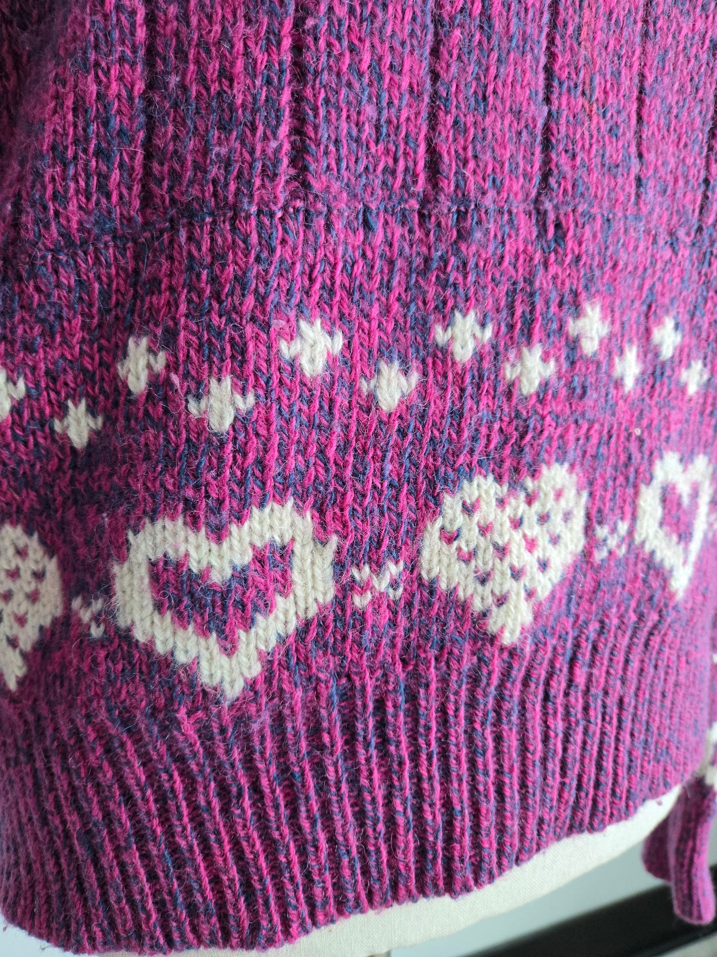 Woolrich Vintage 80s Heart Sweater - large