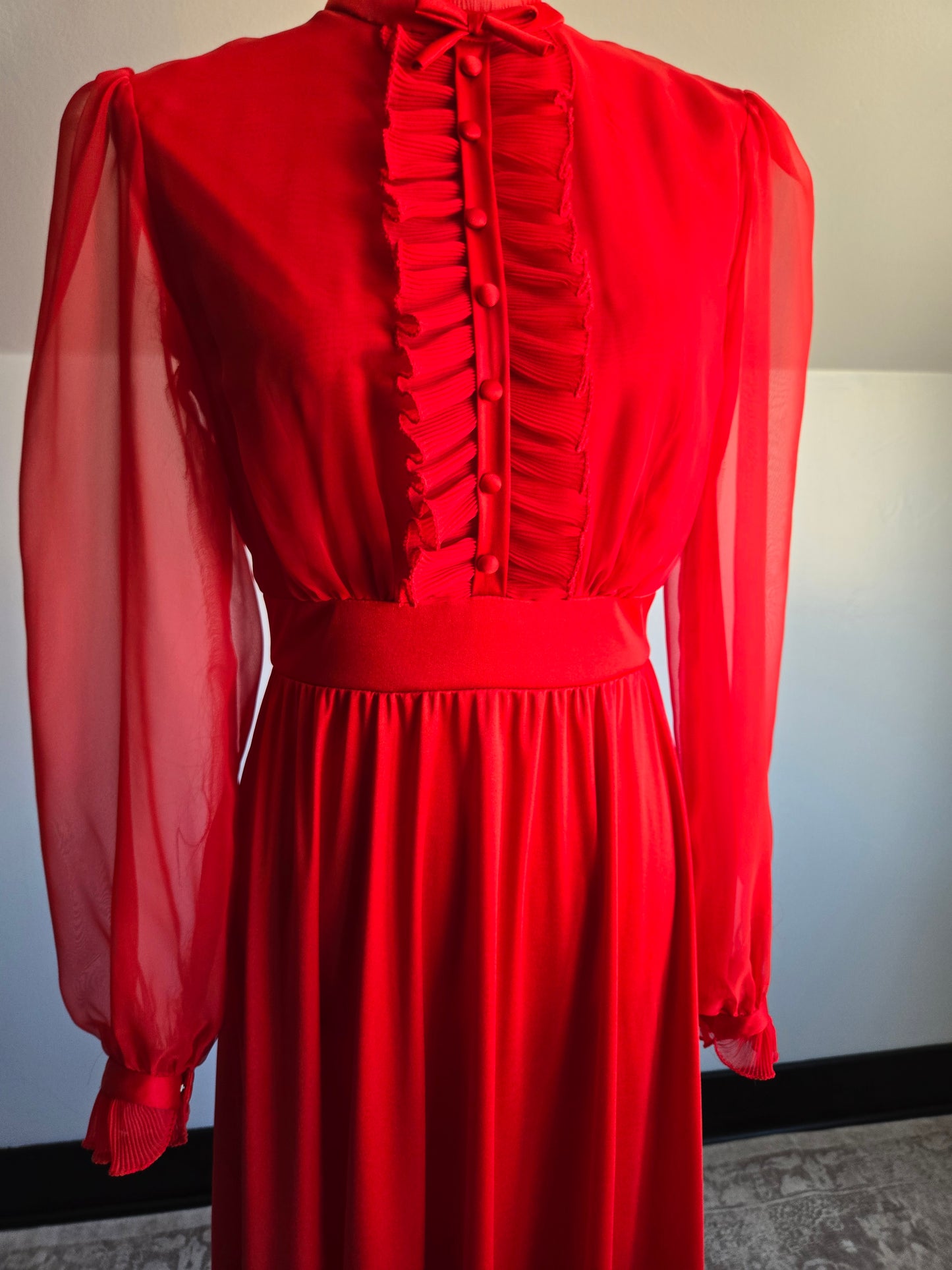 Vintage 1970s Red Dress with Ruffle Front Detail - small