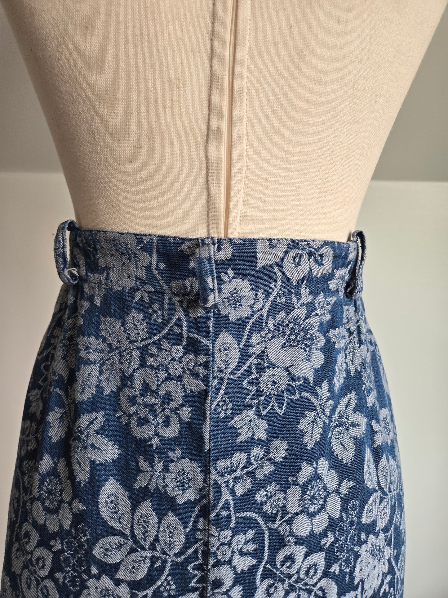 Vintage Orvis Denim Floral Jacquard Skirt - W34-37"