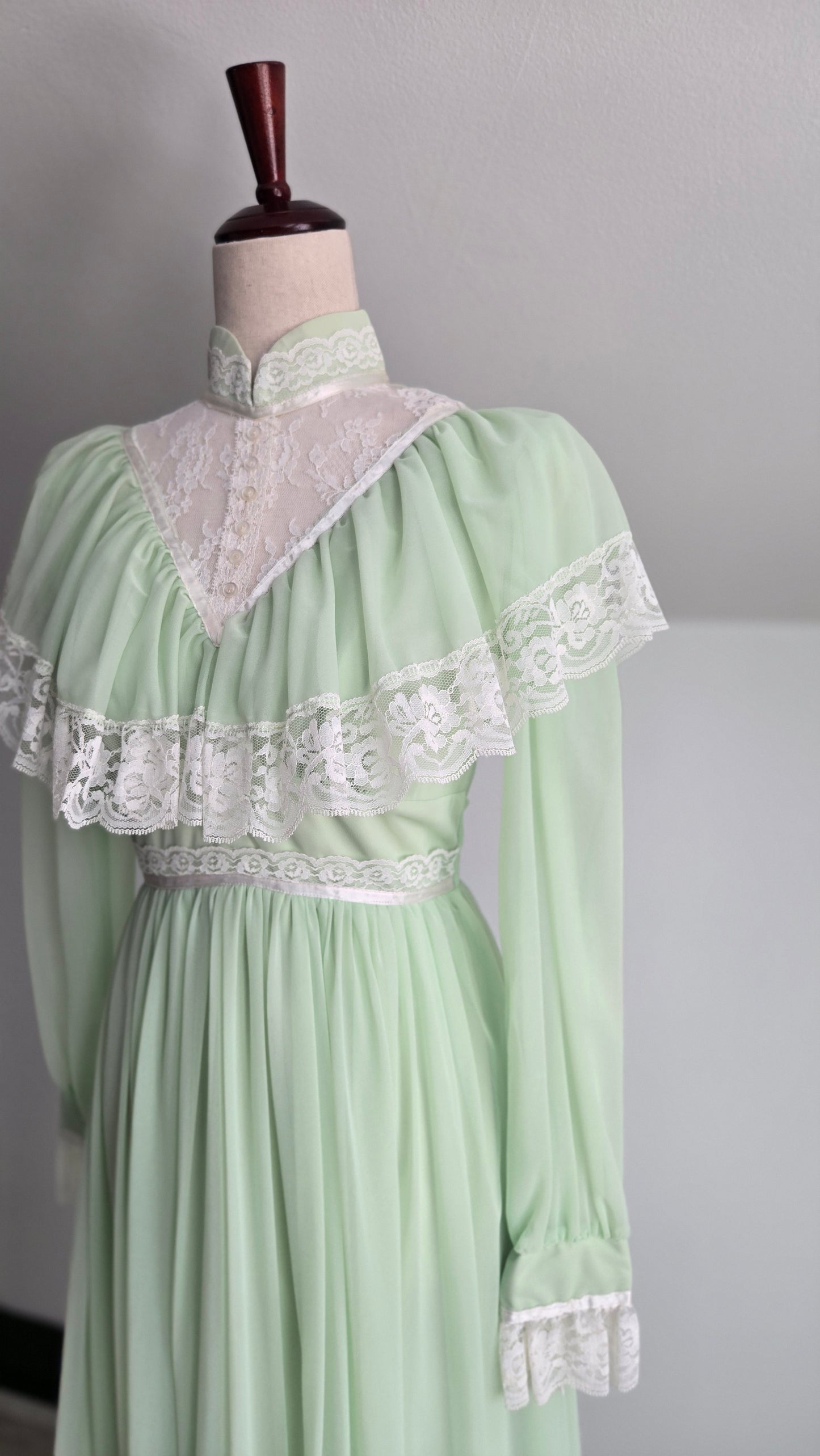 Vintage 1970s Union Made Lime Green Coquette Formal Dress - Small