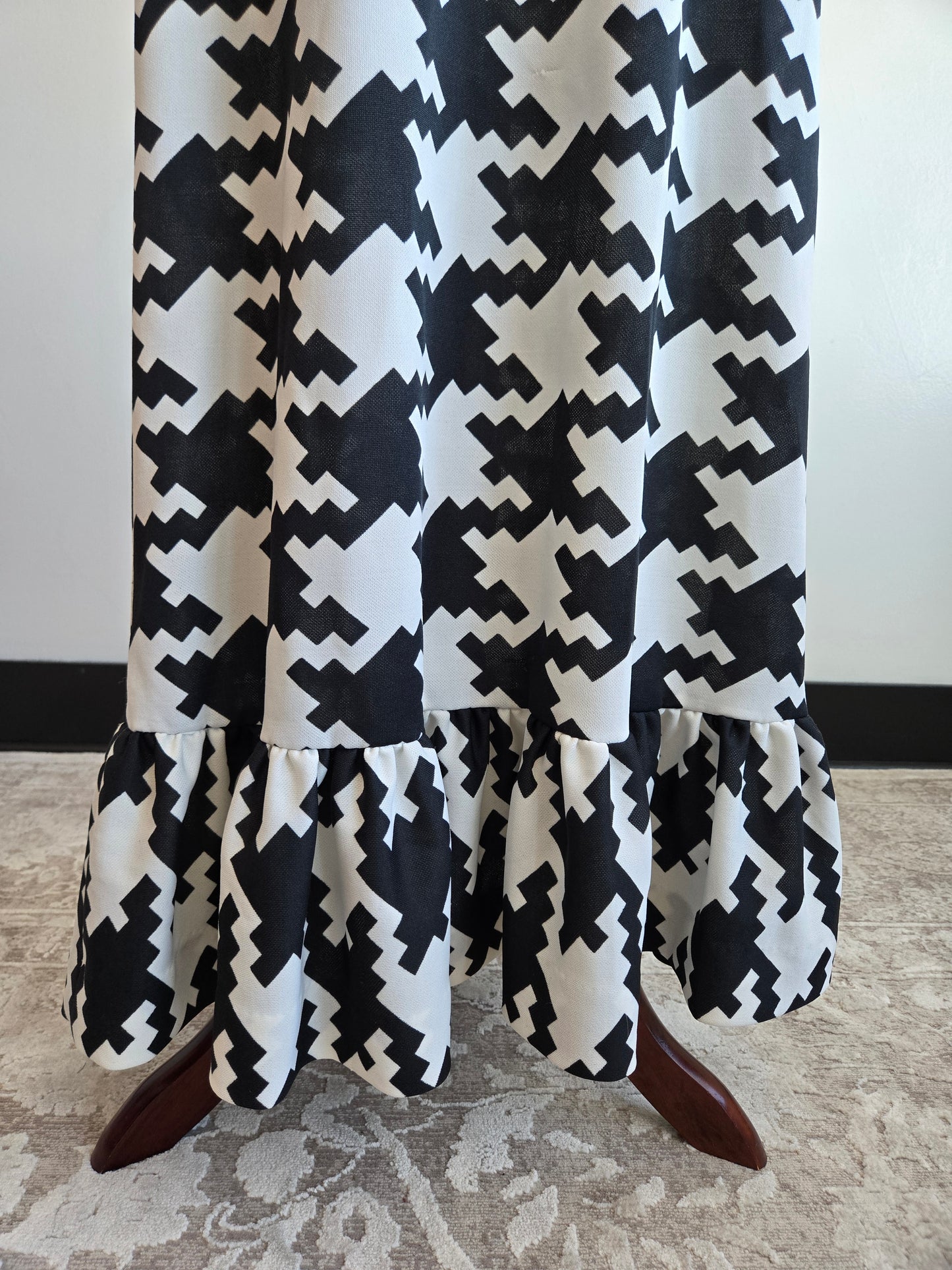 Burt Stanley of California Vintage 70s Houndstooth Maxi Dress - Medium