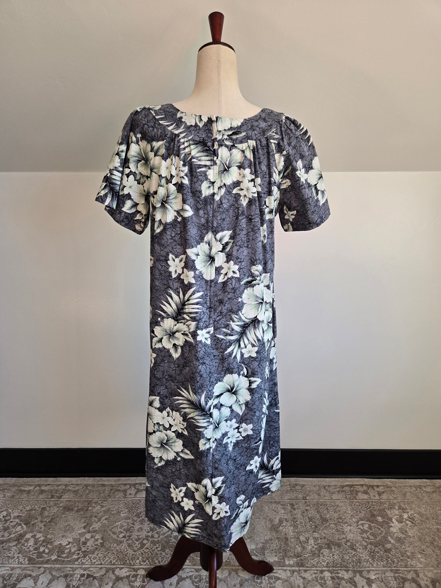 Two Palms Vintage Cotton Black Hawaiian Muumuu - large