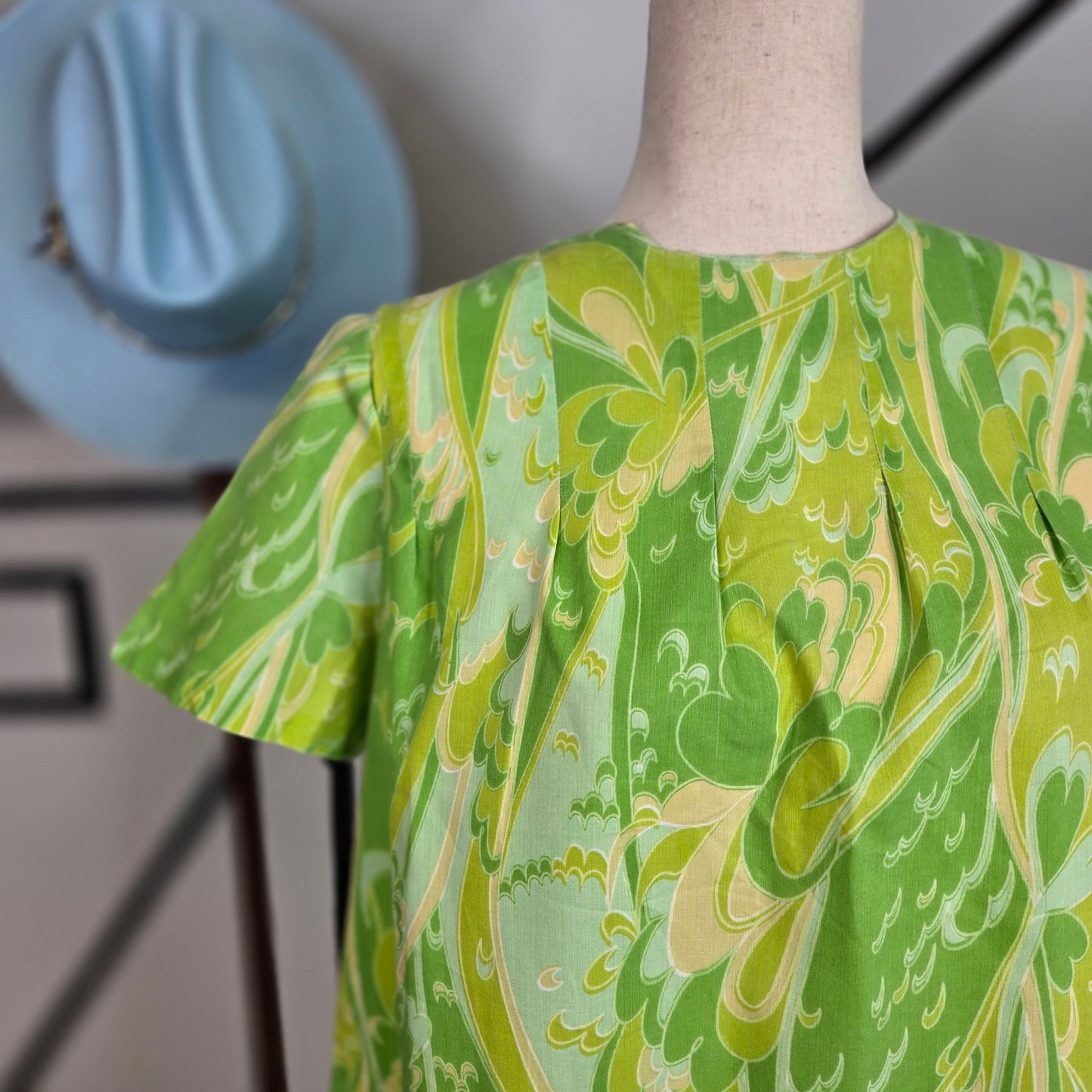 Vintage 1950s Handmade Lime Green Gauzy Cotton Shift Dress - medium