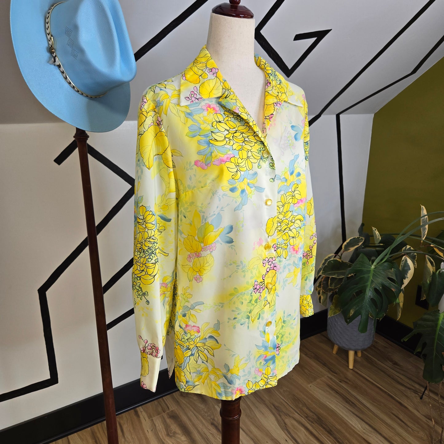 Pykettes Vintage 1970s Neon Yellow Floral Top - medium/large