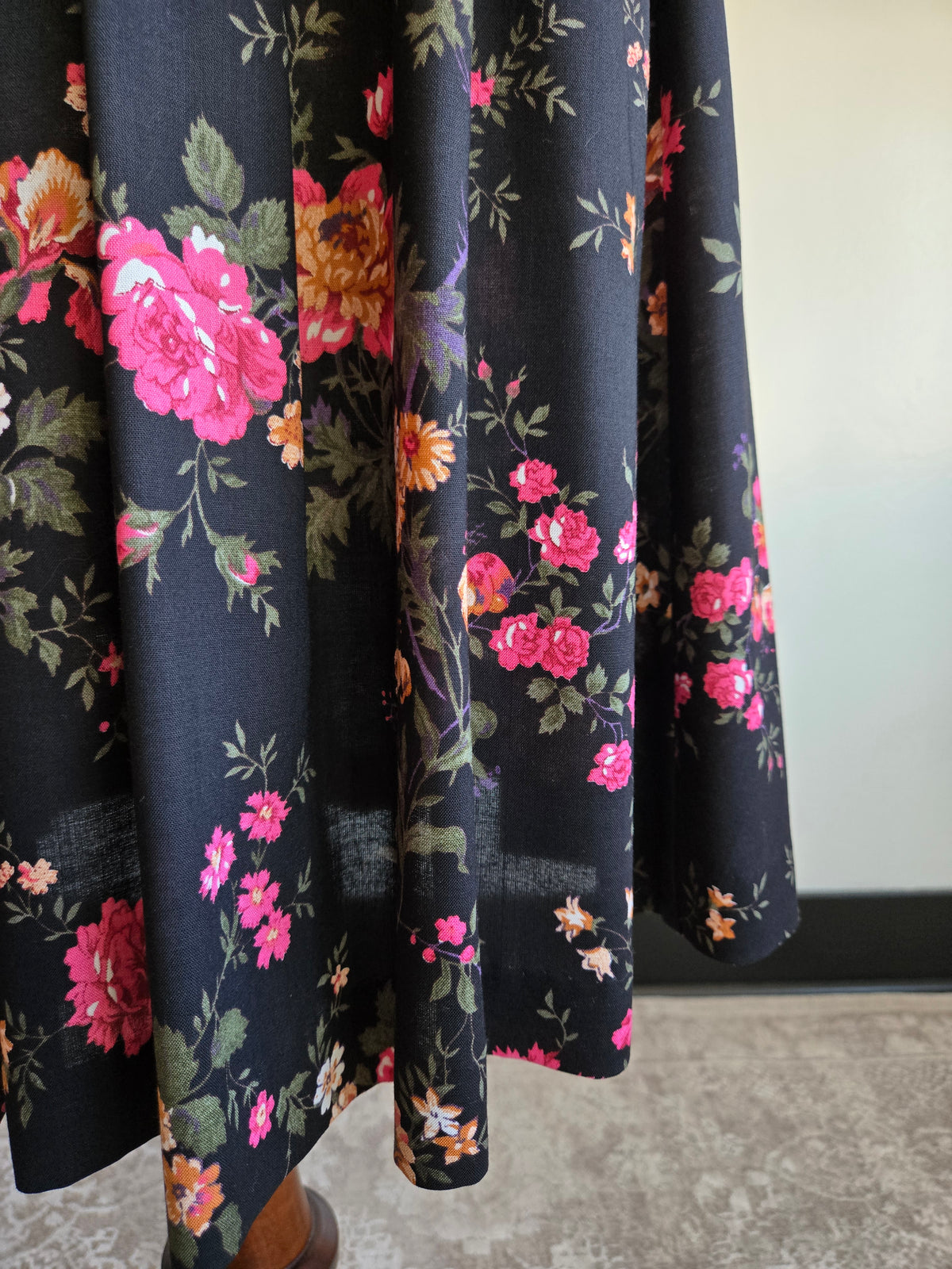 Vintage Worthington Rayon Floral Midi Skirt - W26