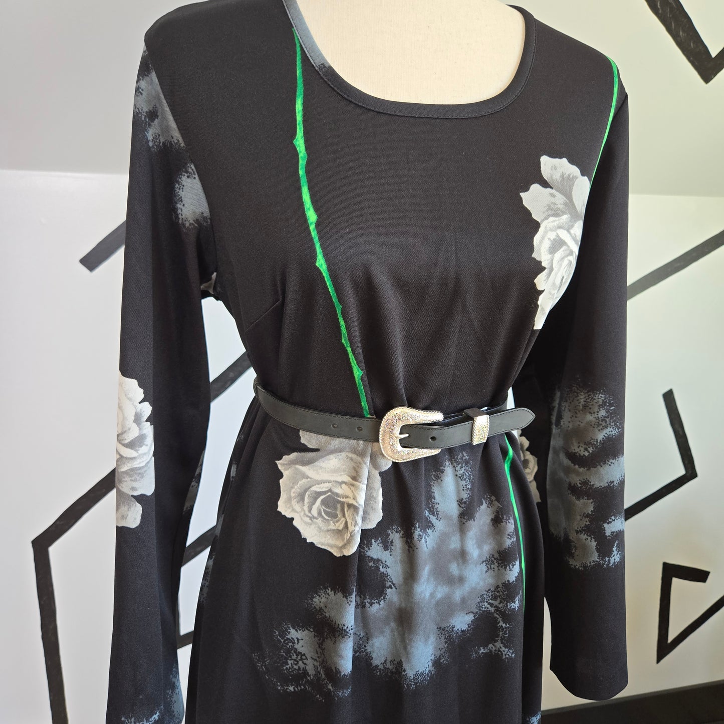 Lady Blair Vintage 1970s Black Goth Aesthetic Dress with White Upside Down Roses - Large/XL