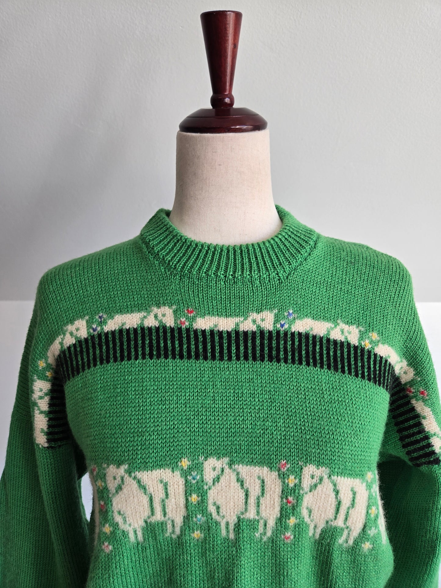 Vintage Traditional Co Kerry Irish Wool Sweater with Sheep - Medium