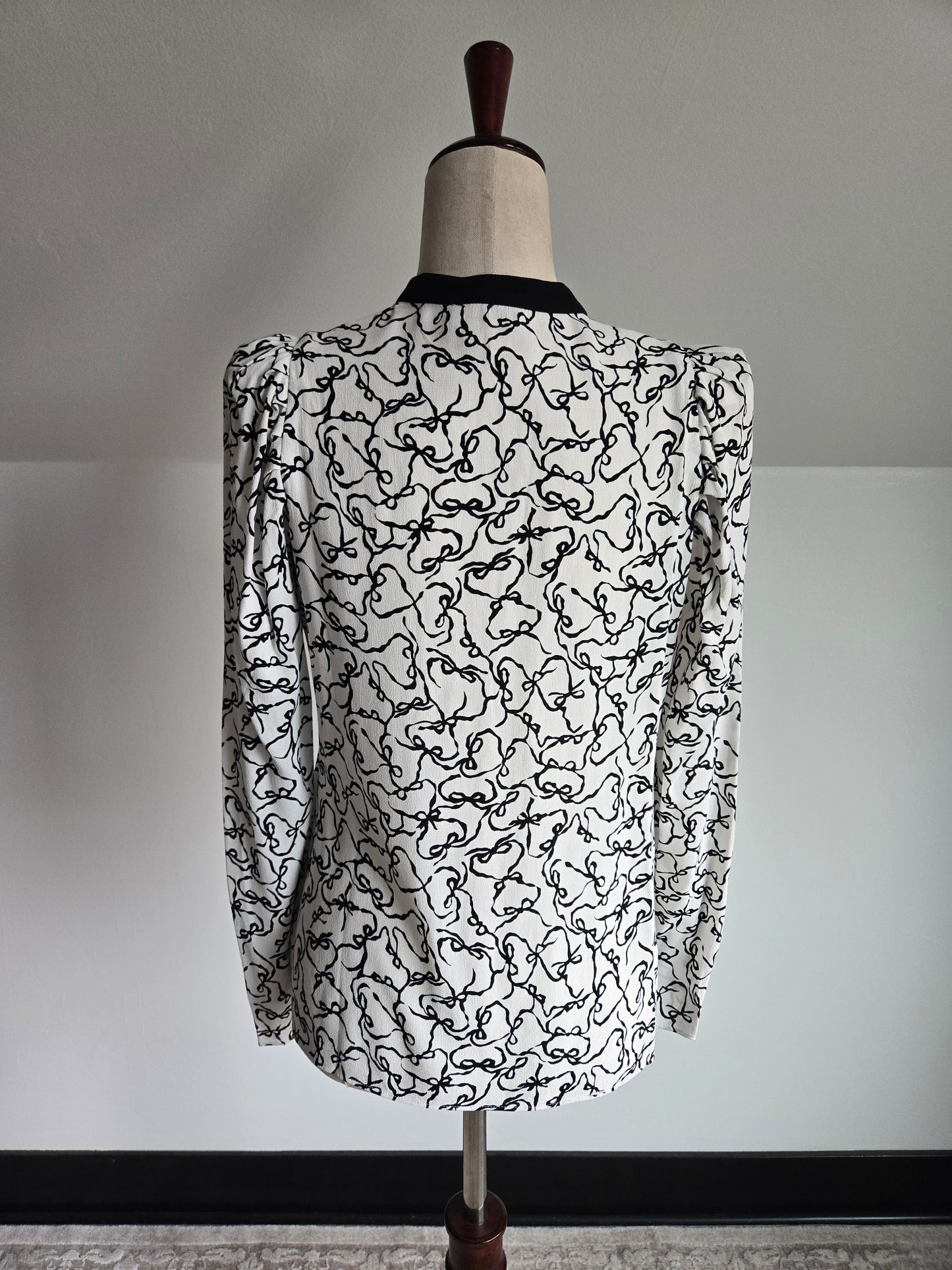 Ted Baker London Designer Bow Print Top - XS/S