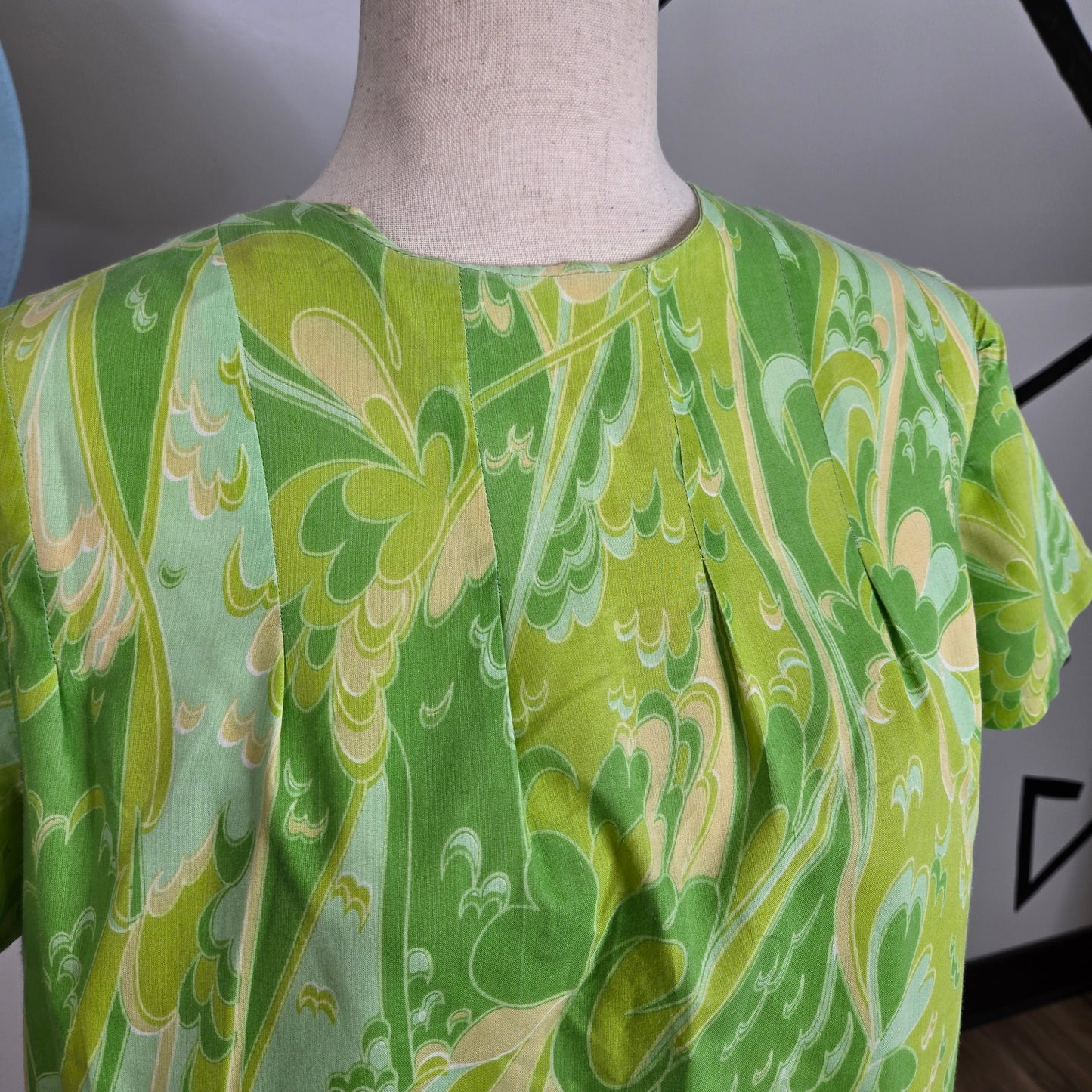 Vintage 1950s Handmade Lime Green Gauzy Cotton Shift Dress - medium