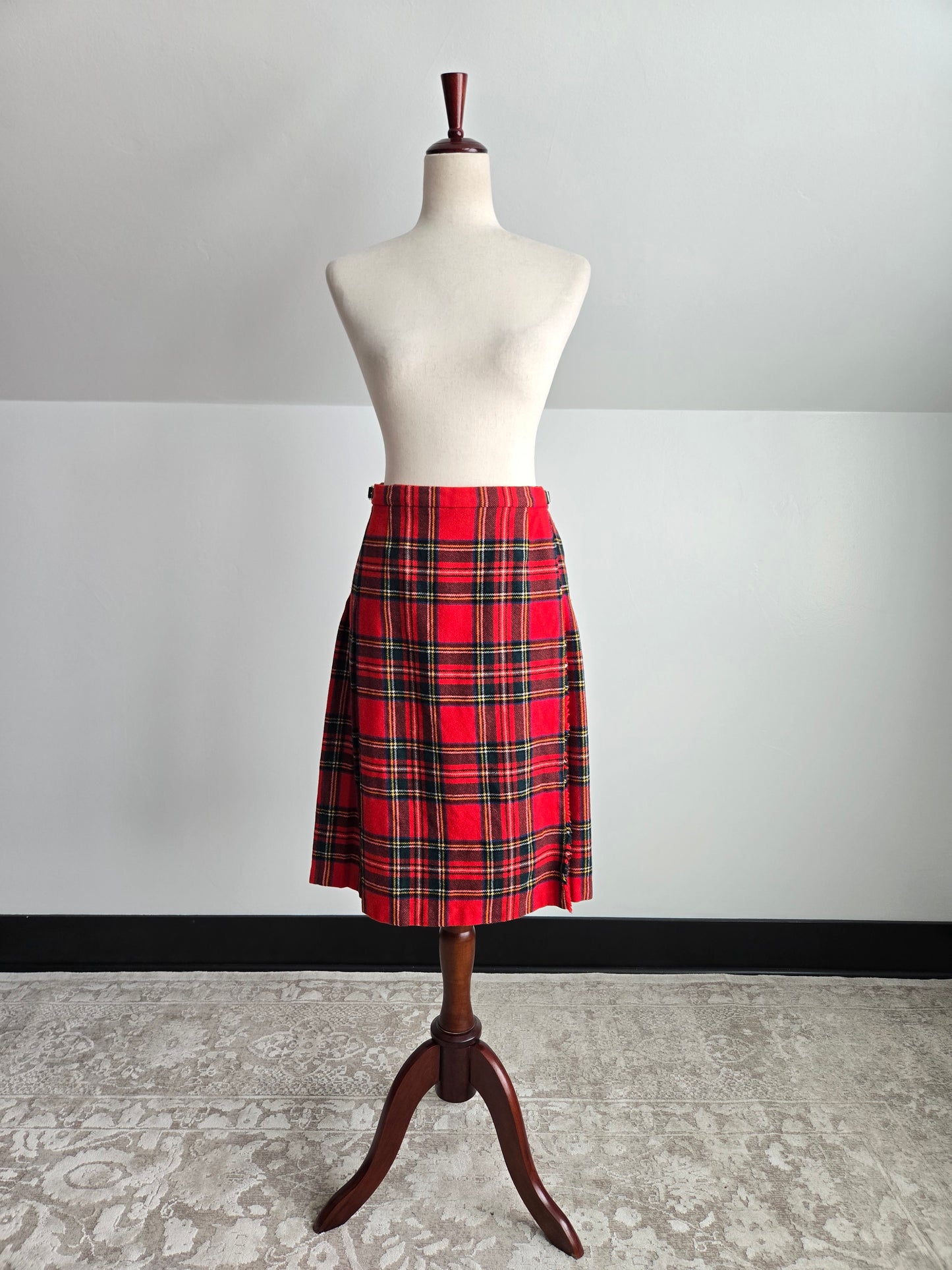 Pitlochry Scottish Wool Stewart Plaid Skirt - W26-28"