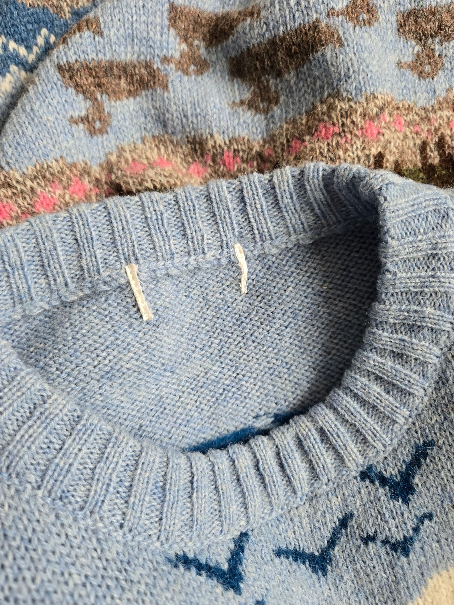 Orvis Vintage Outdoor Scene Wool Sweater - Medium