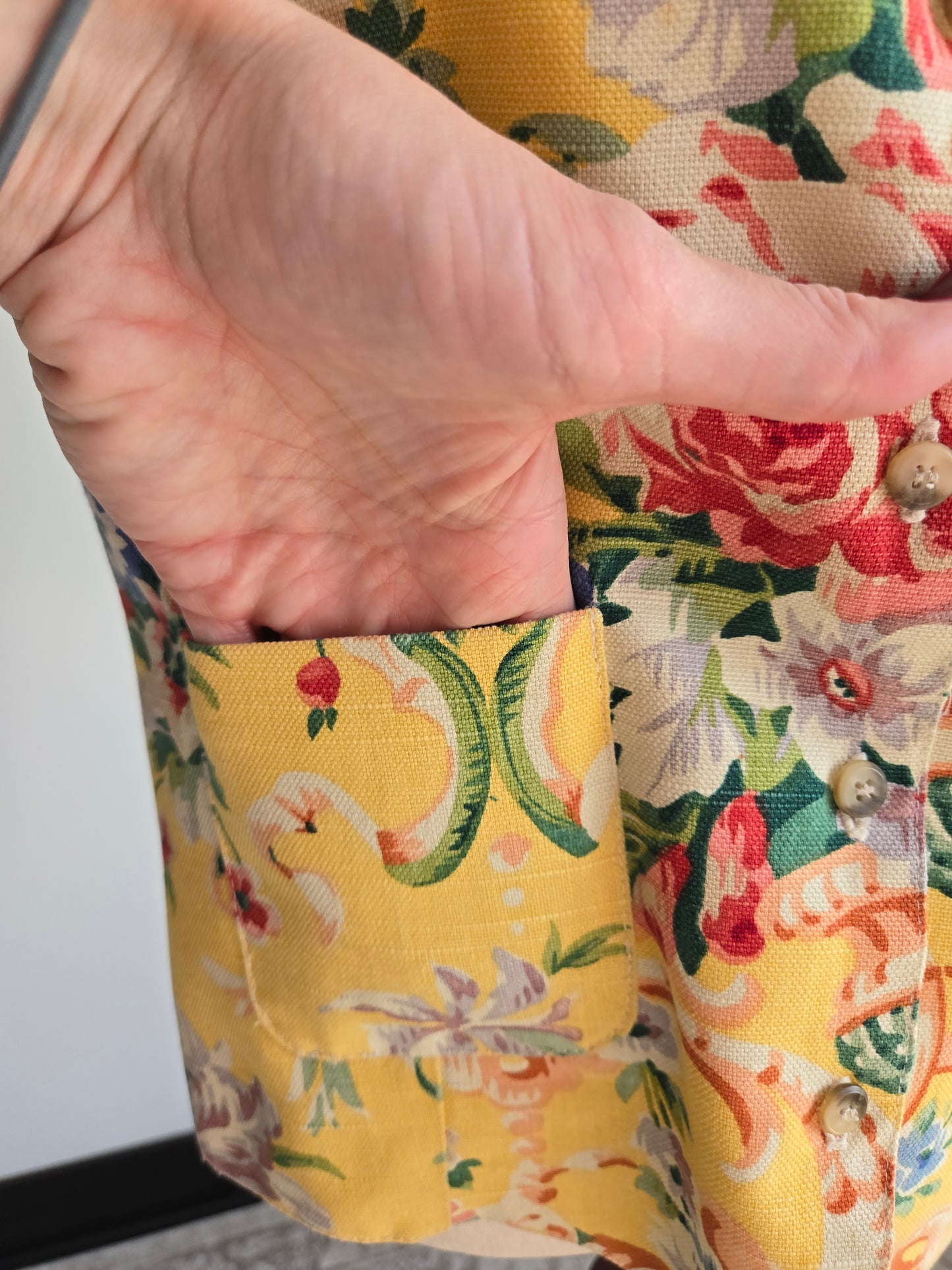 E Claire Vintage Cotton Floral Vest in Yellow - S/M