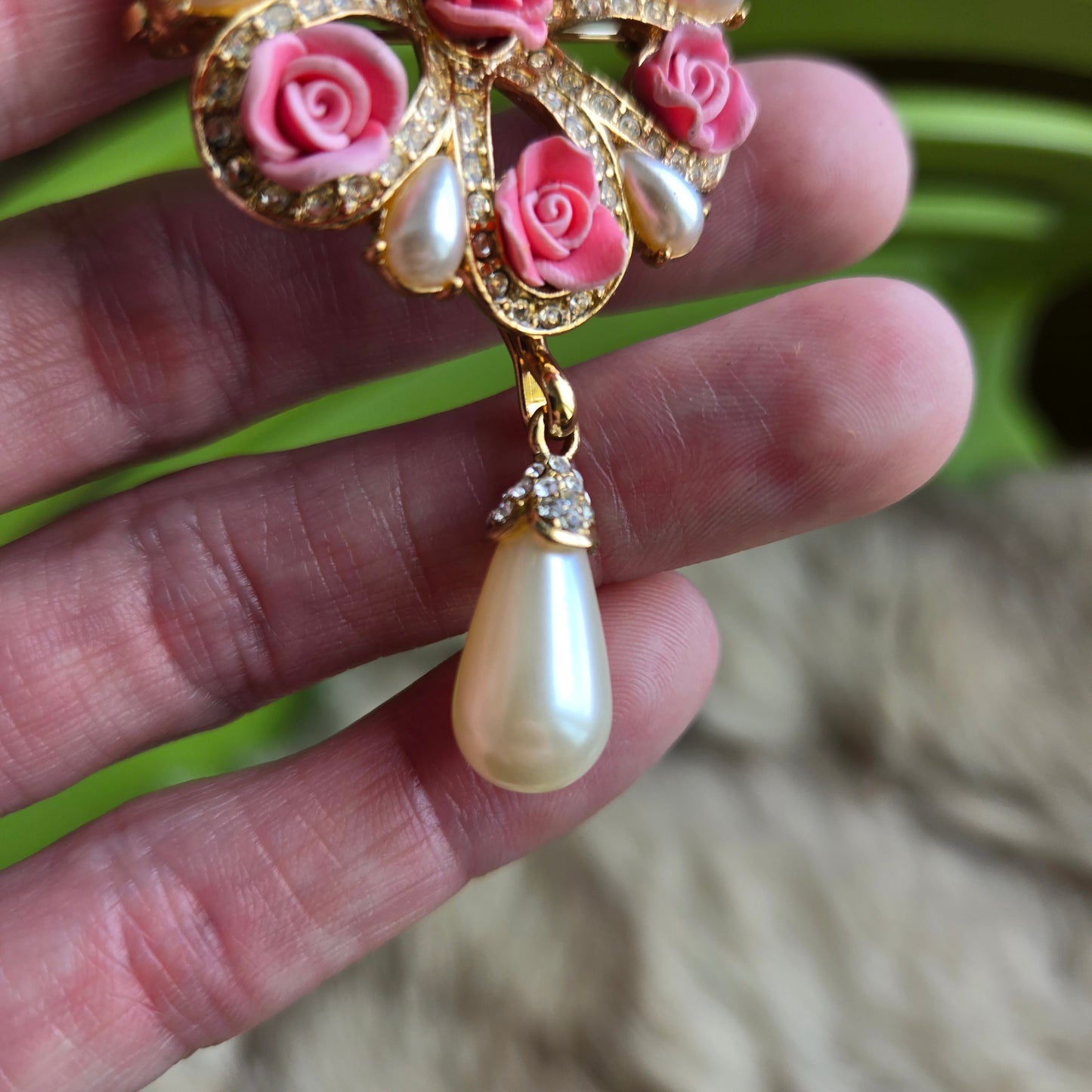 Pink Flowers and Pearls Gold Vintage Dangle Brooch