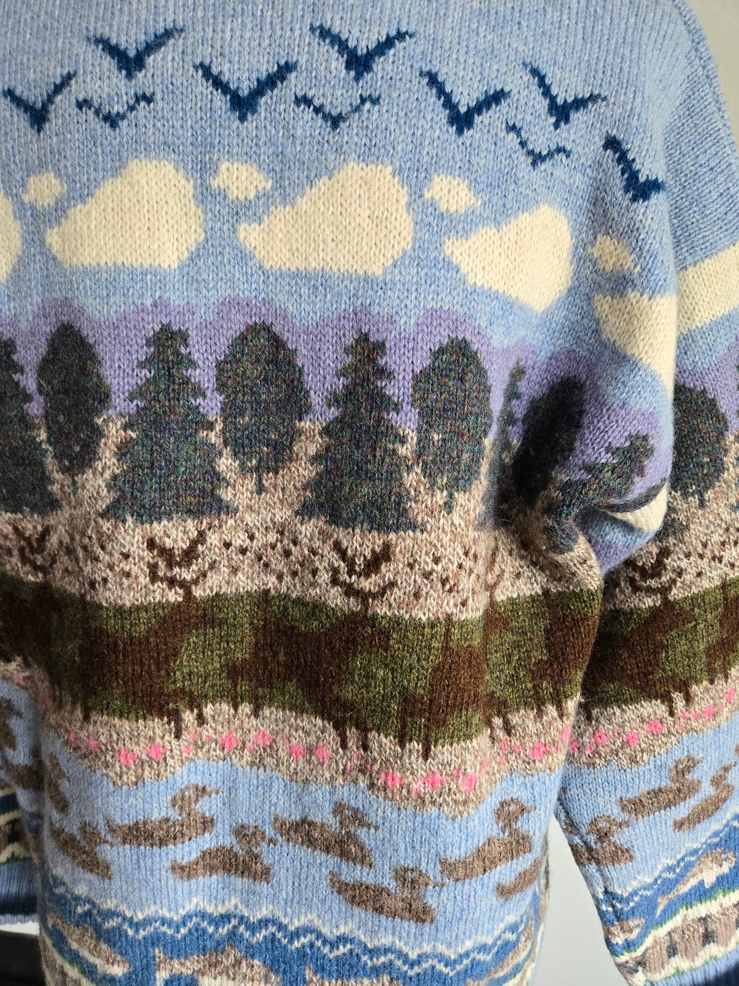 Orvis Vintage Outdoor Scene Wool Sweater - Medium