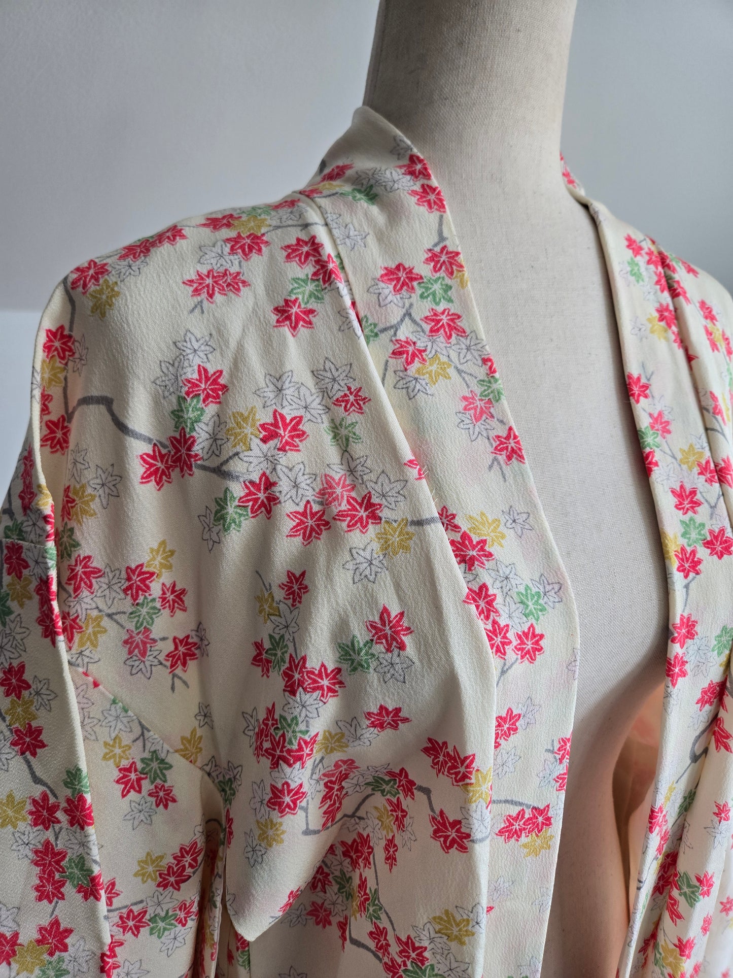 Authentic Silk Japanese Short Kimono - L/XL