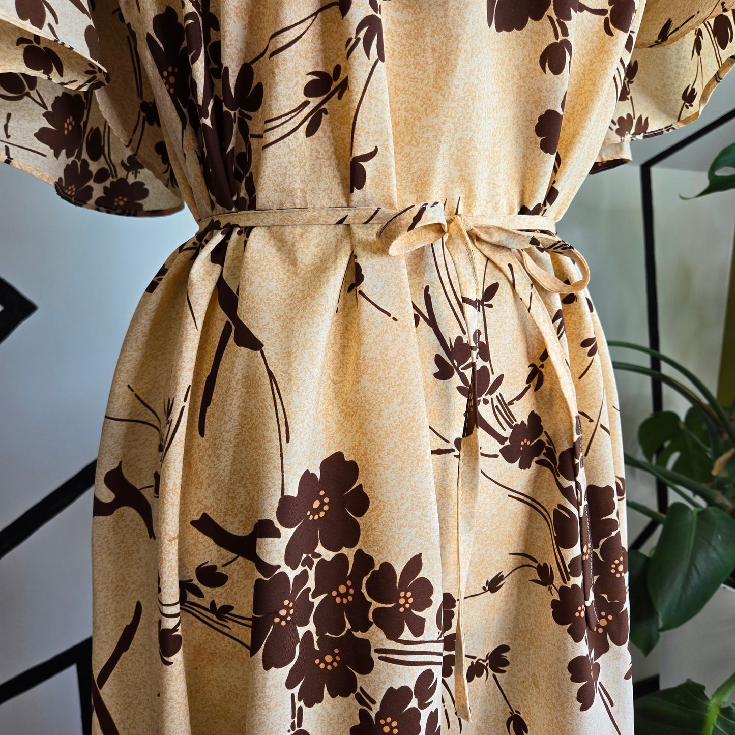 Hilo Hatties Vintage Brown Hawaiian Floral Maxi Dress with Belt - L