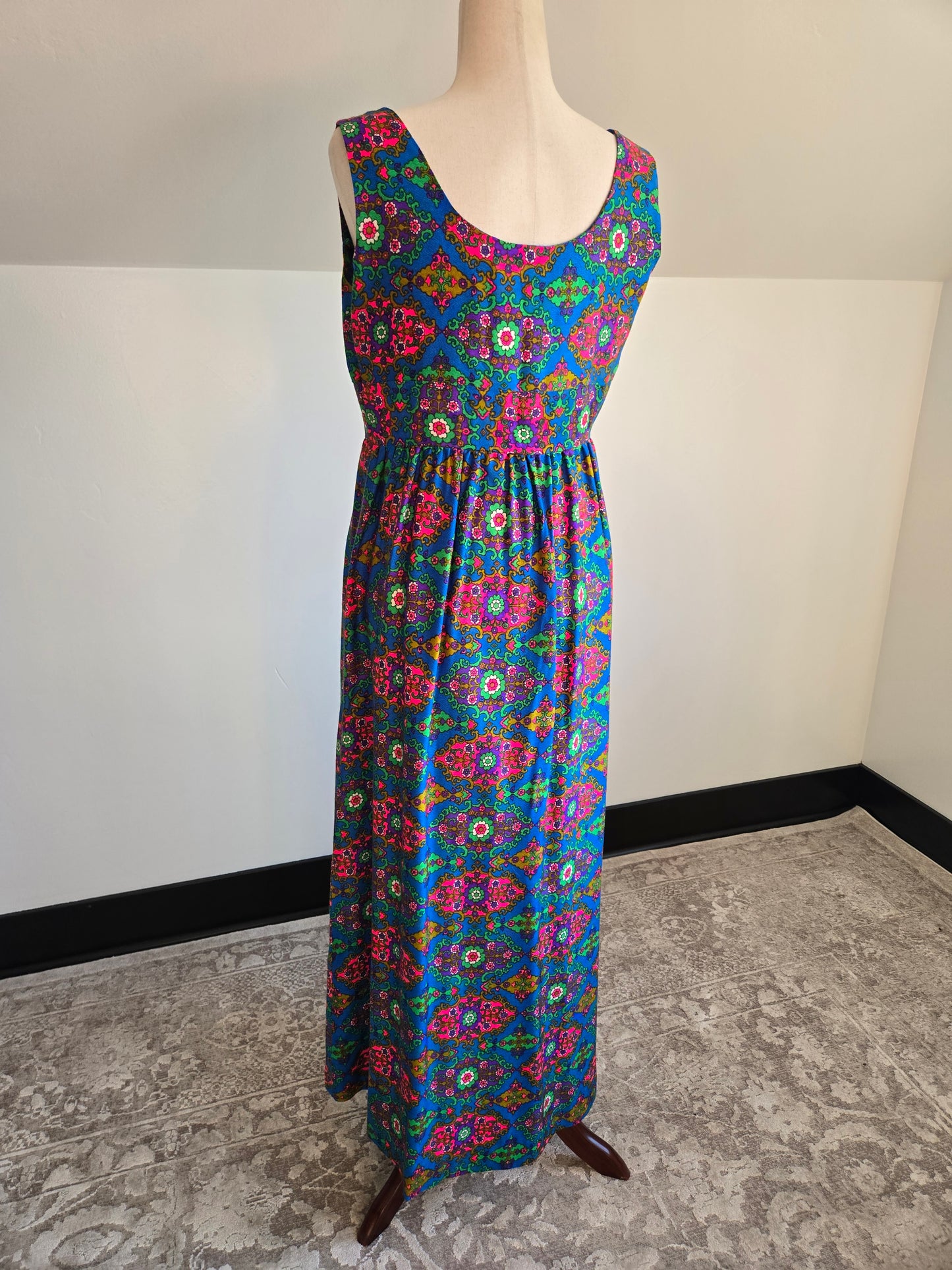 Shop Suey Hawaii Acrylic Barkcloth Dayglo Print Dress - S/M