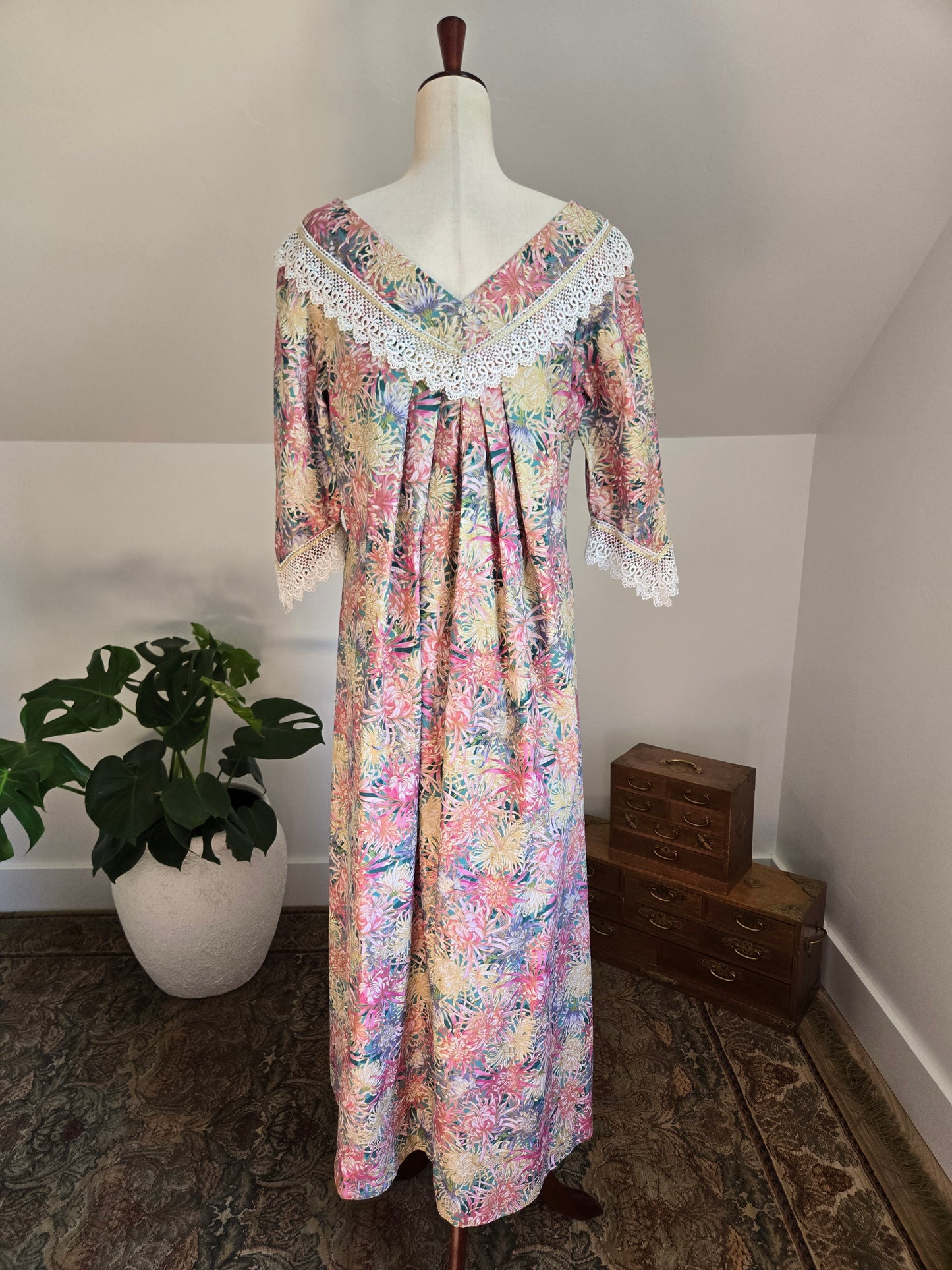 Vintage 1970s Handmade Cotton and Lace Maxi Housedress - large