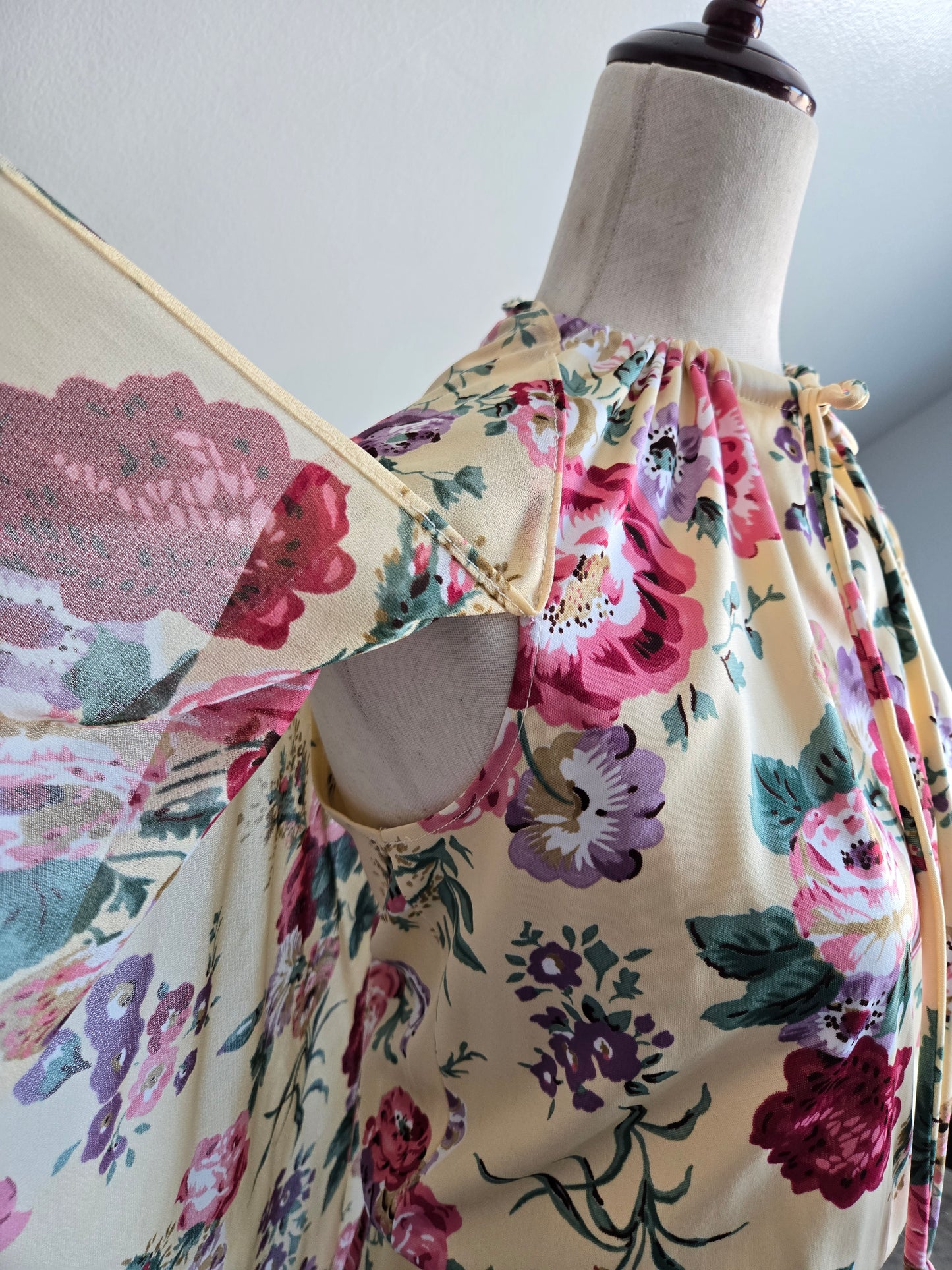 Vintage 70s Whimsical Floral Dress with Cape - S/M/L