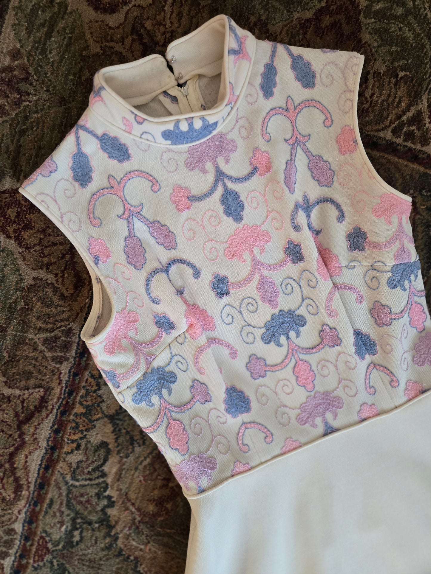 Vicky Vaughn Vintage 70s Maxi Dress - small/medium