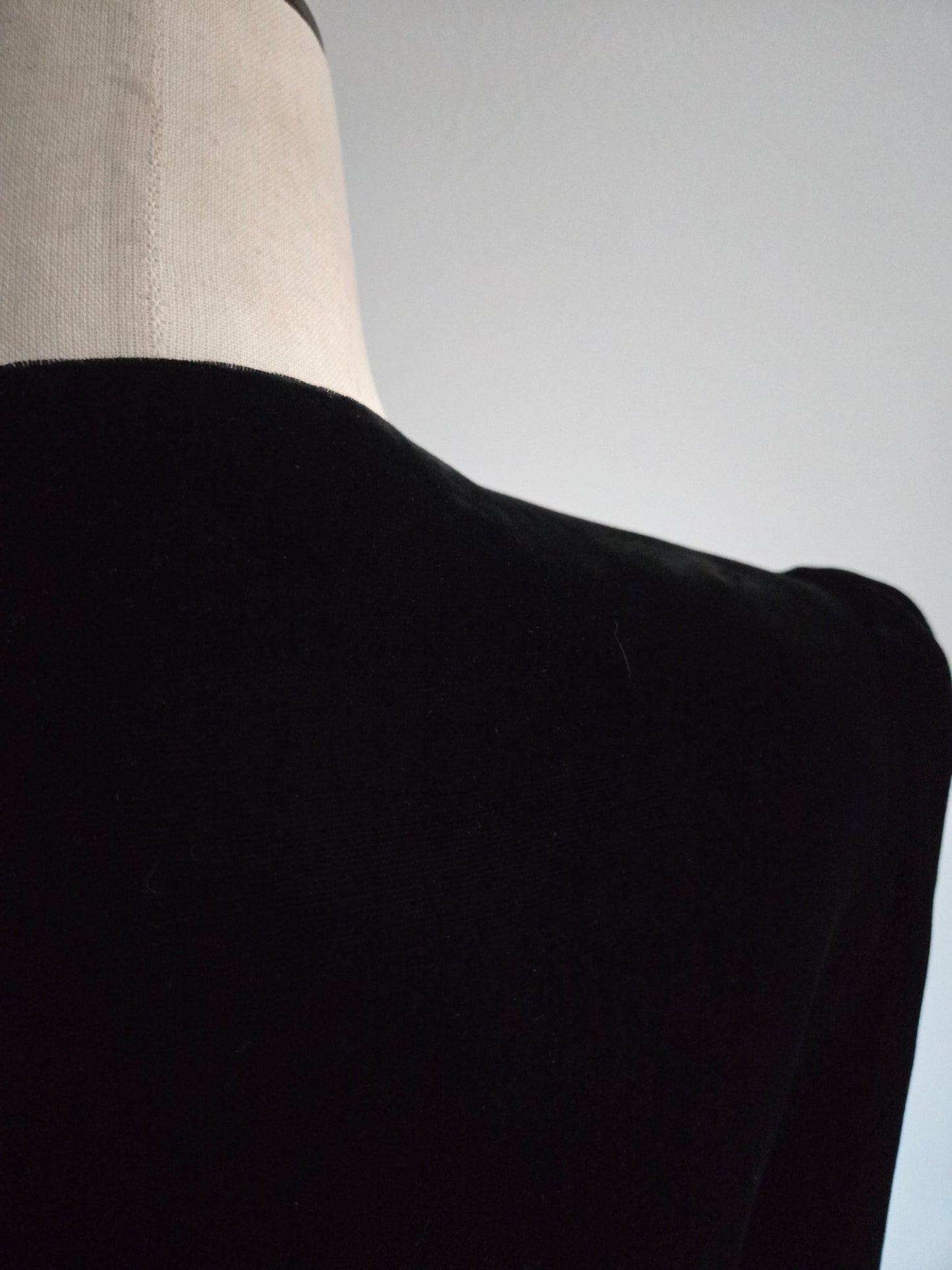 Black Velvet Blazer with Lace and Pearls - Medium/Large