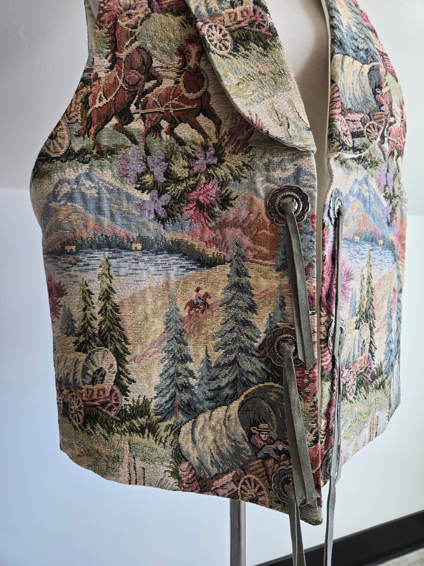 Dion Western Tapestry Vest - XL/2XL