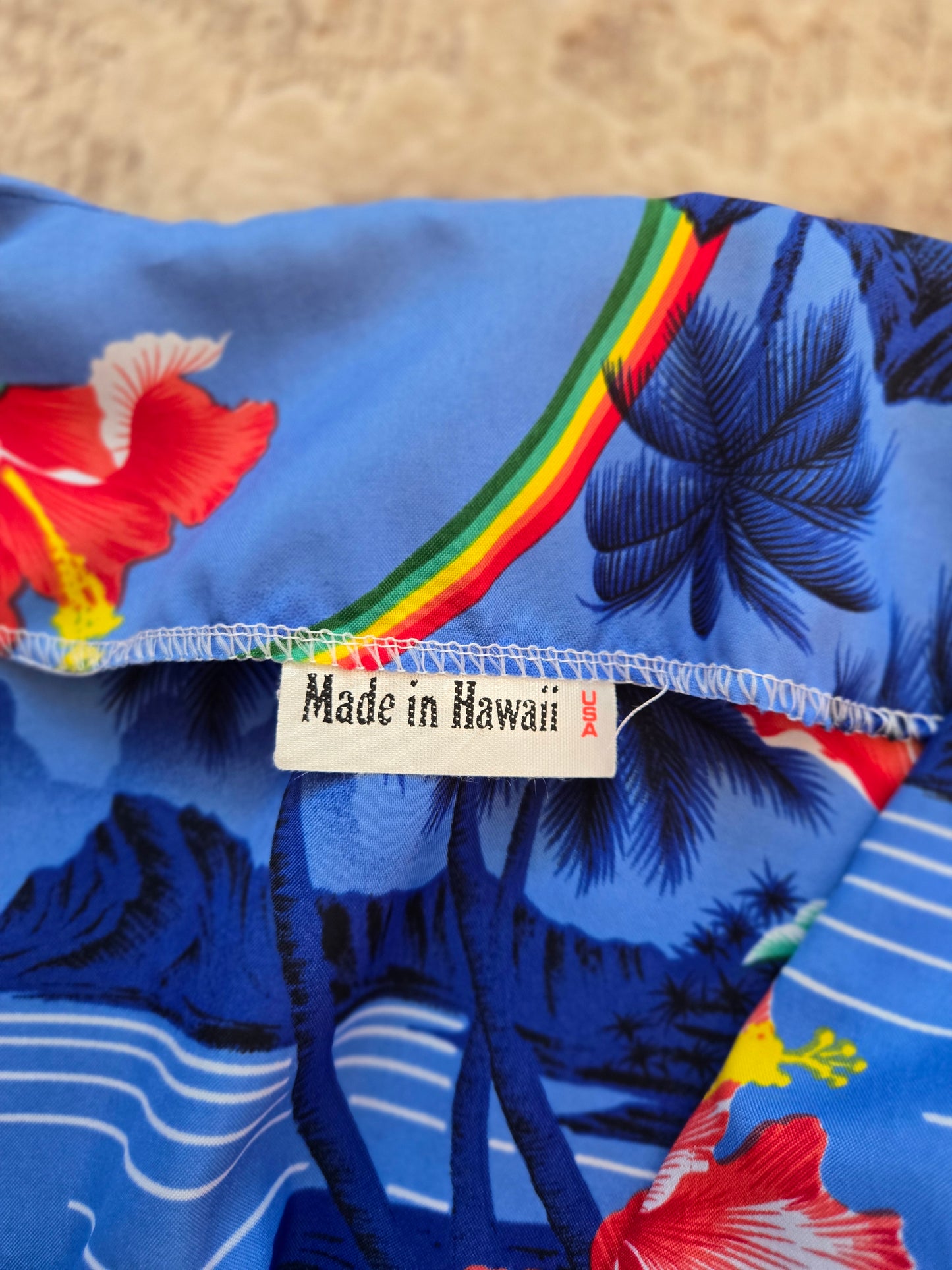 Made in Hawaii Blue Beach Scene and Rainbows Caftan - OS