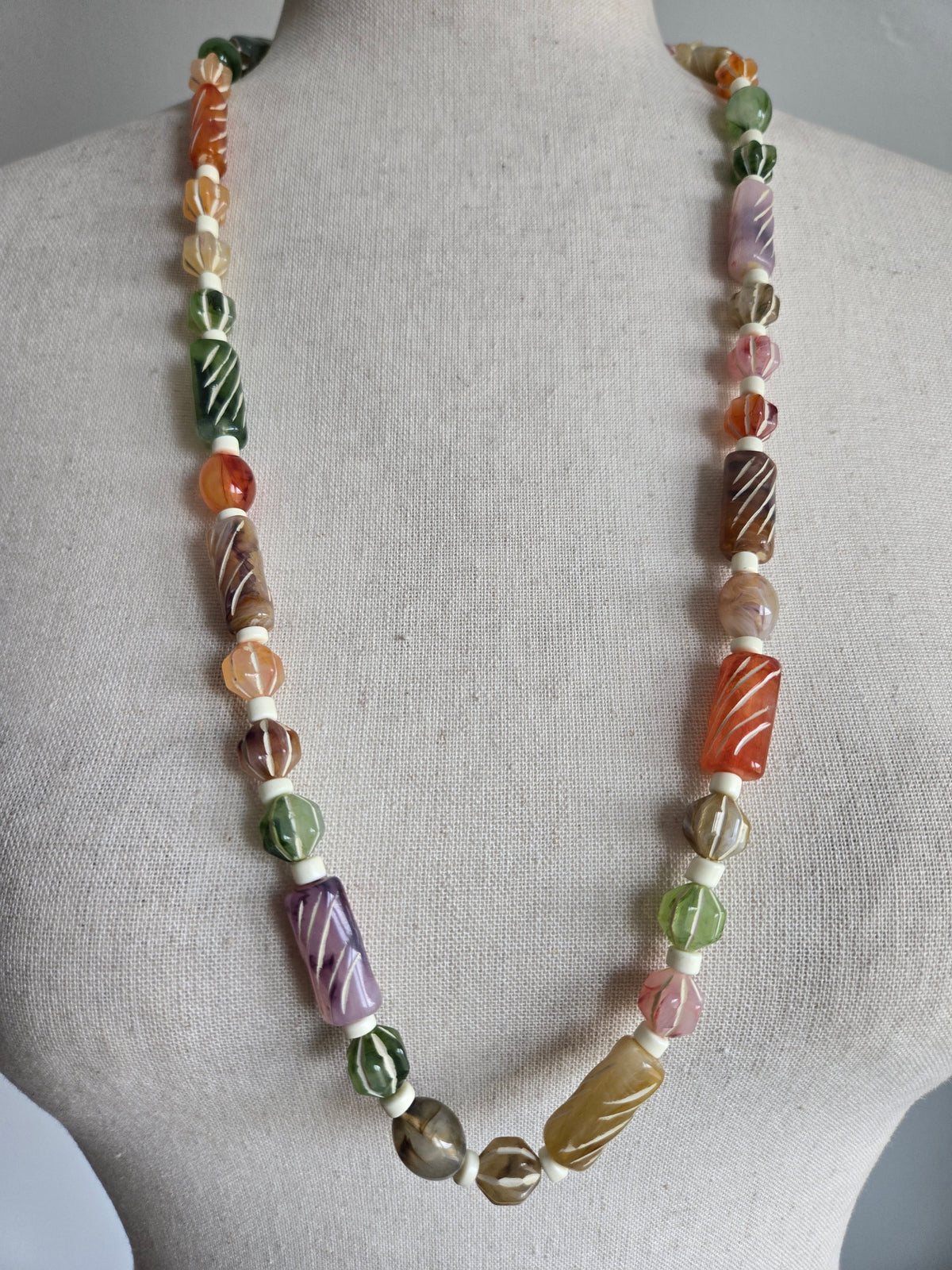 Vintage Multicolored Lucite Bead Necklace