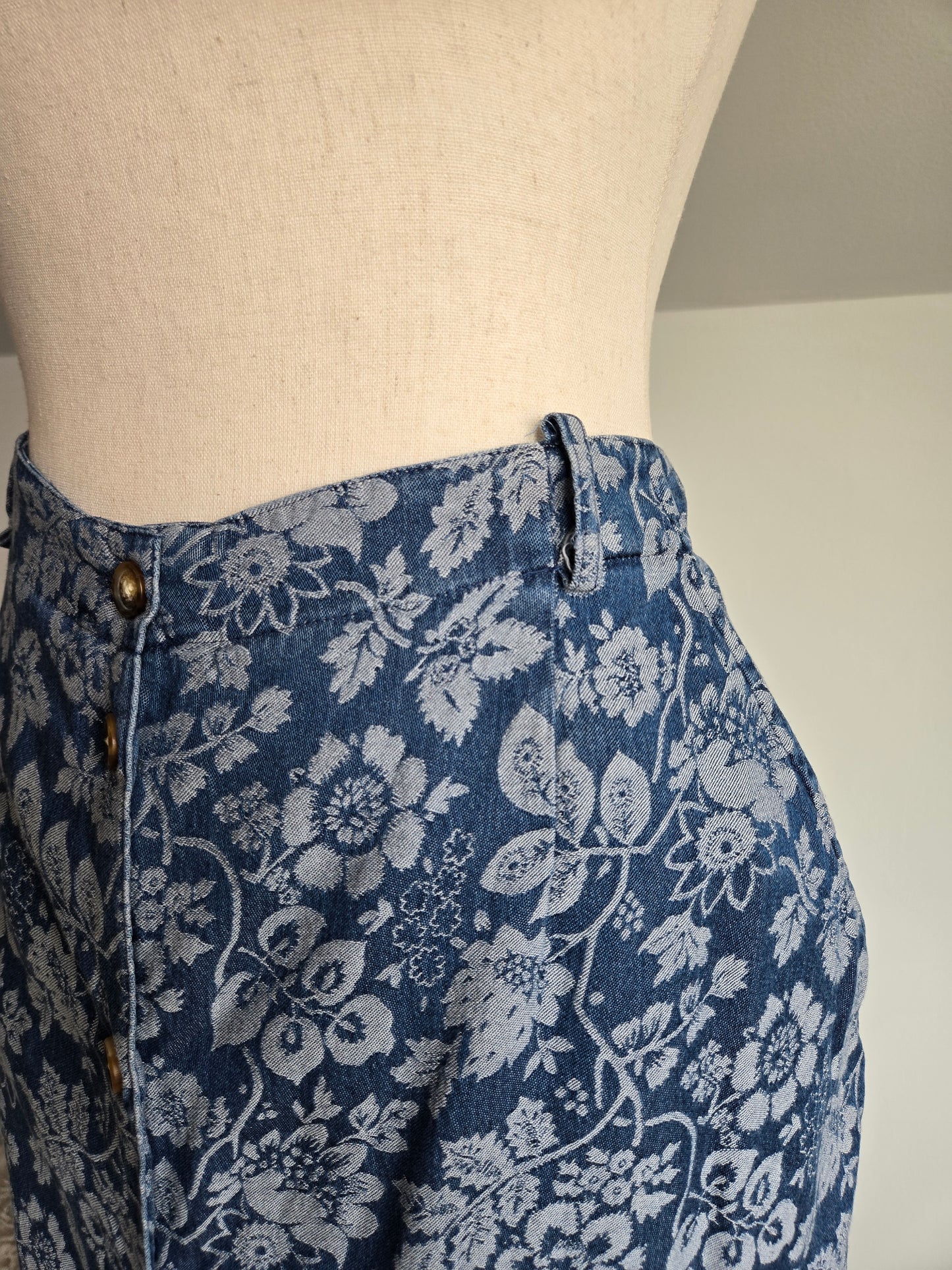 Vintage Orvis Denim Floral Jacquard Skirt - W34-37"