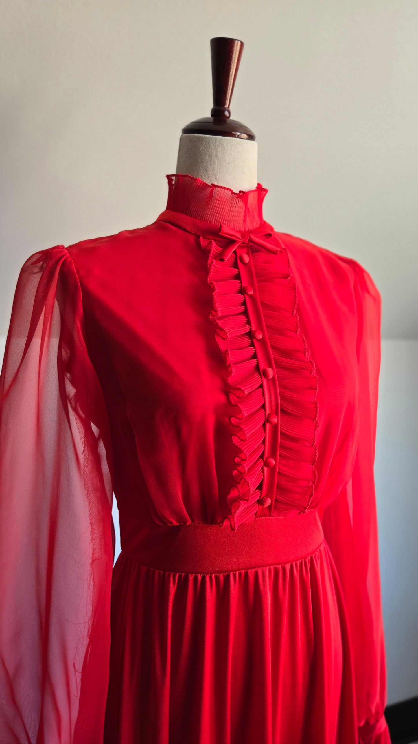 Vintage 1970s Red Dress with Ruffle Front Detail - small