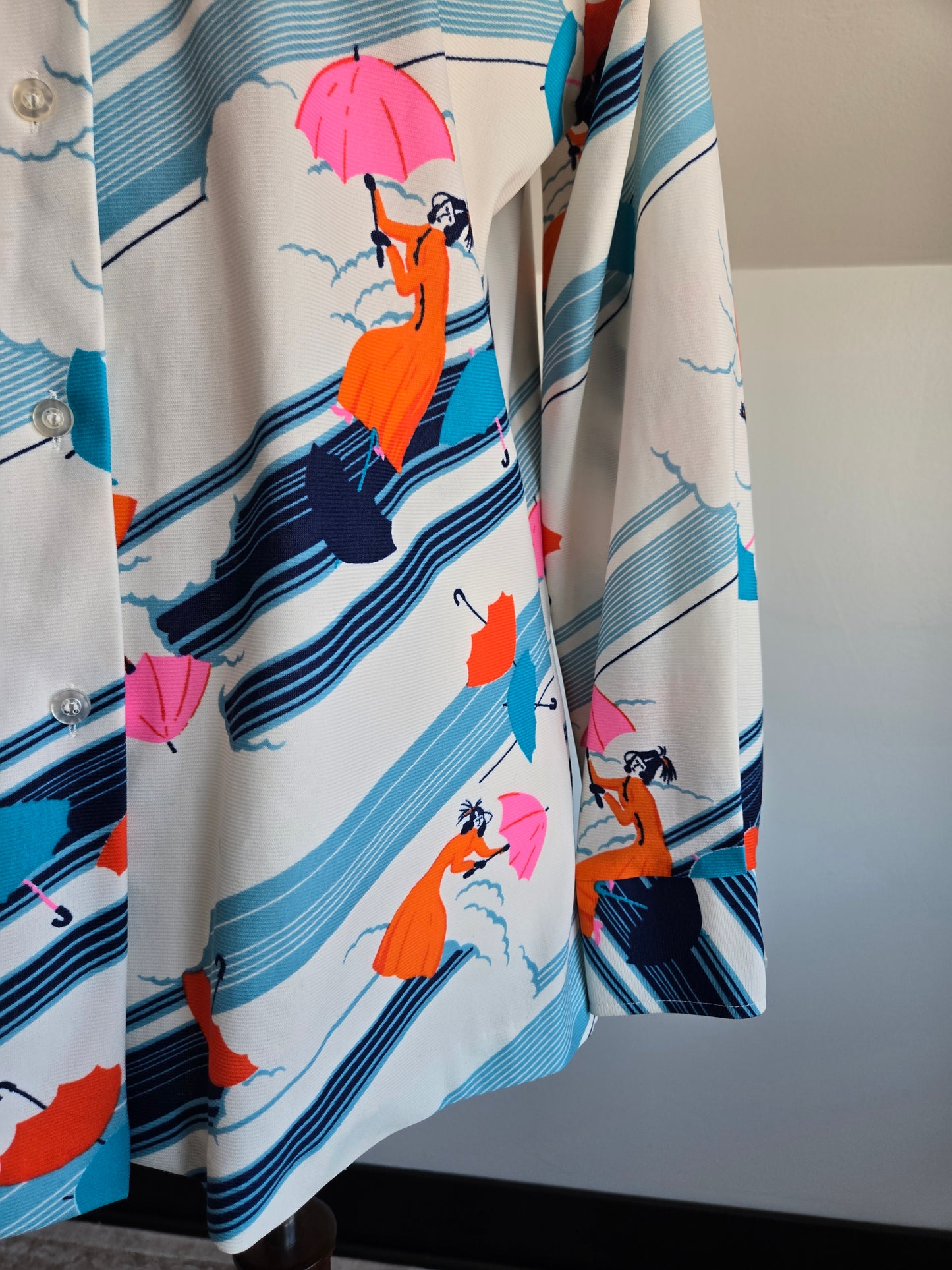 Amy Barr Vintage 70s Novelty Umbrella Lady Shirt - large