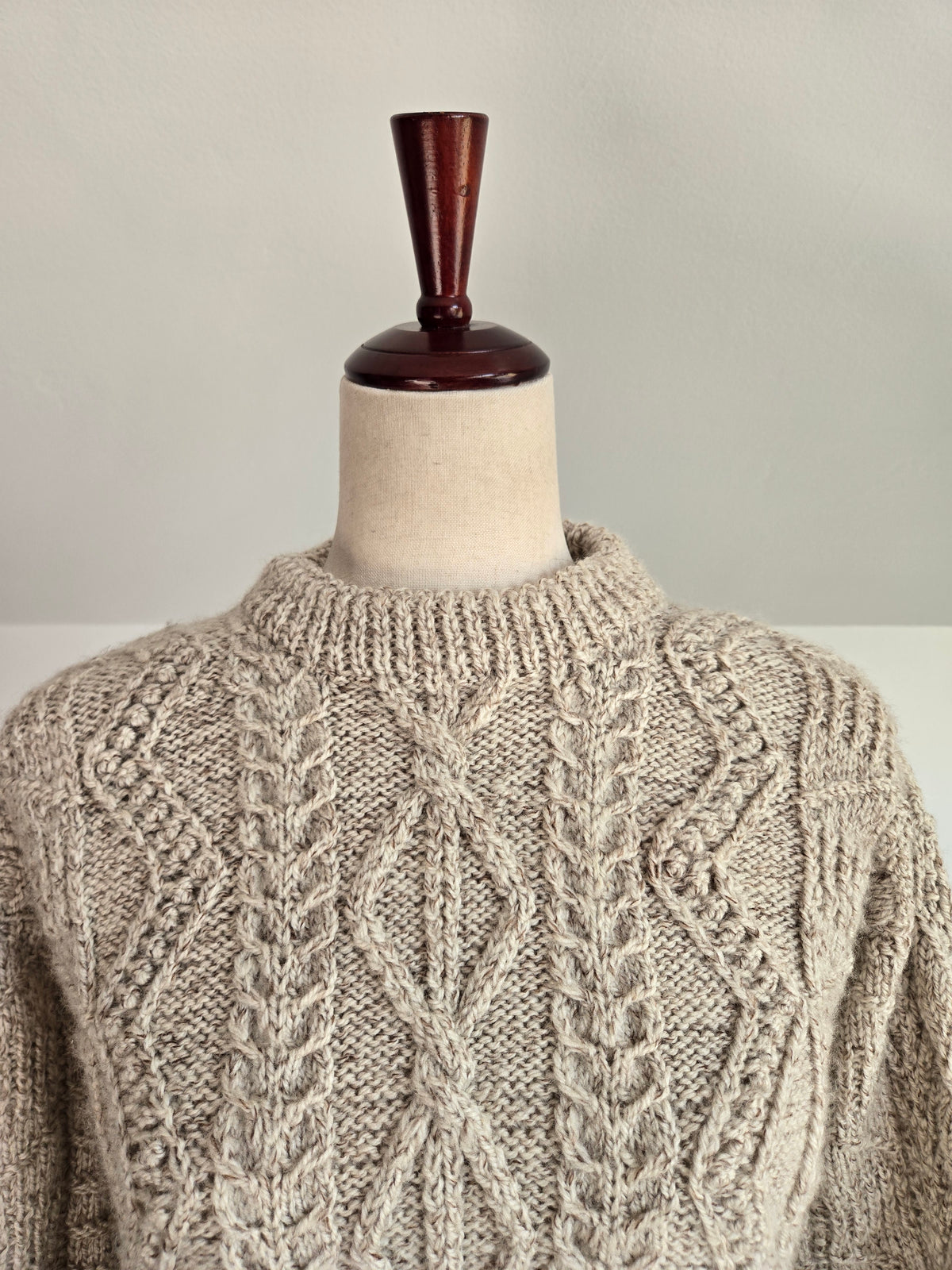 Aran Islands Soft Wool Hand Knitted Chunky Sweater - Medium