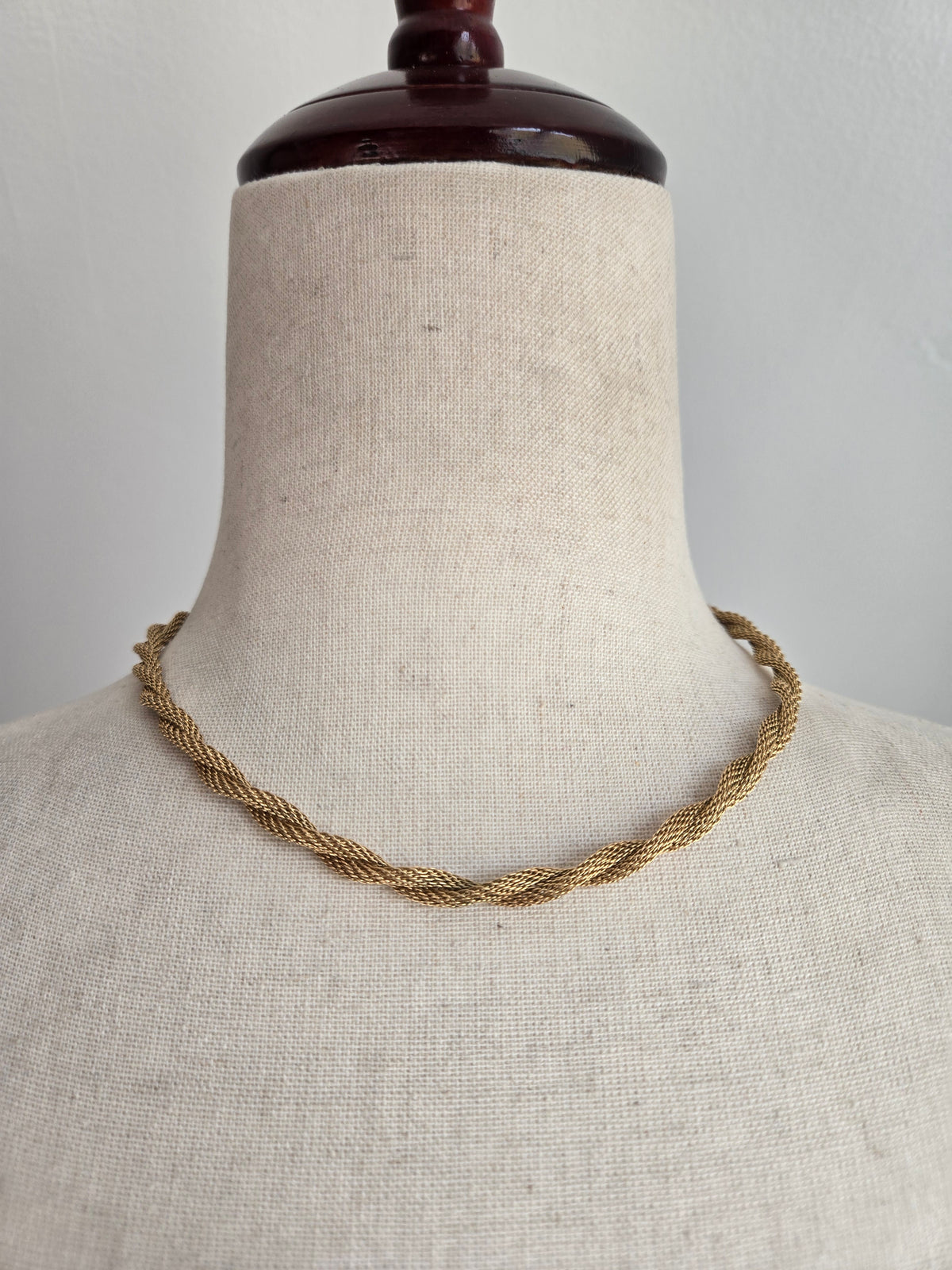 Sarah Coventry Vintage Gold Twisted Necklace