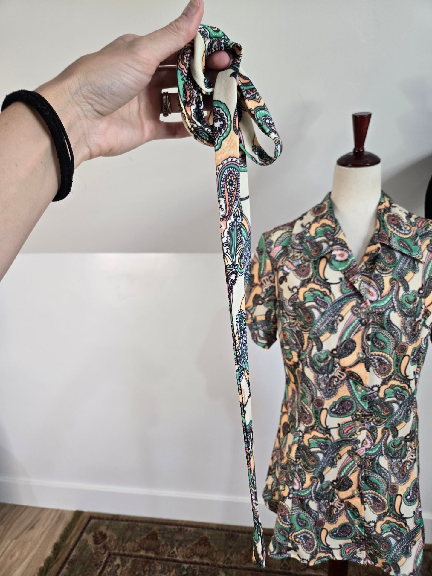 Vintage 70s Paisley Print Mini Dress - large