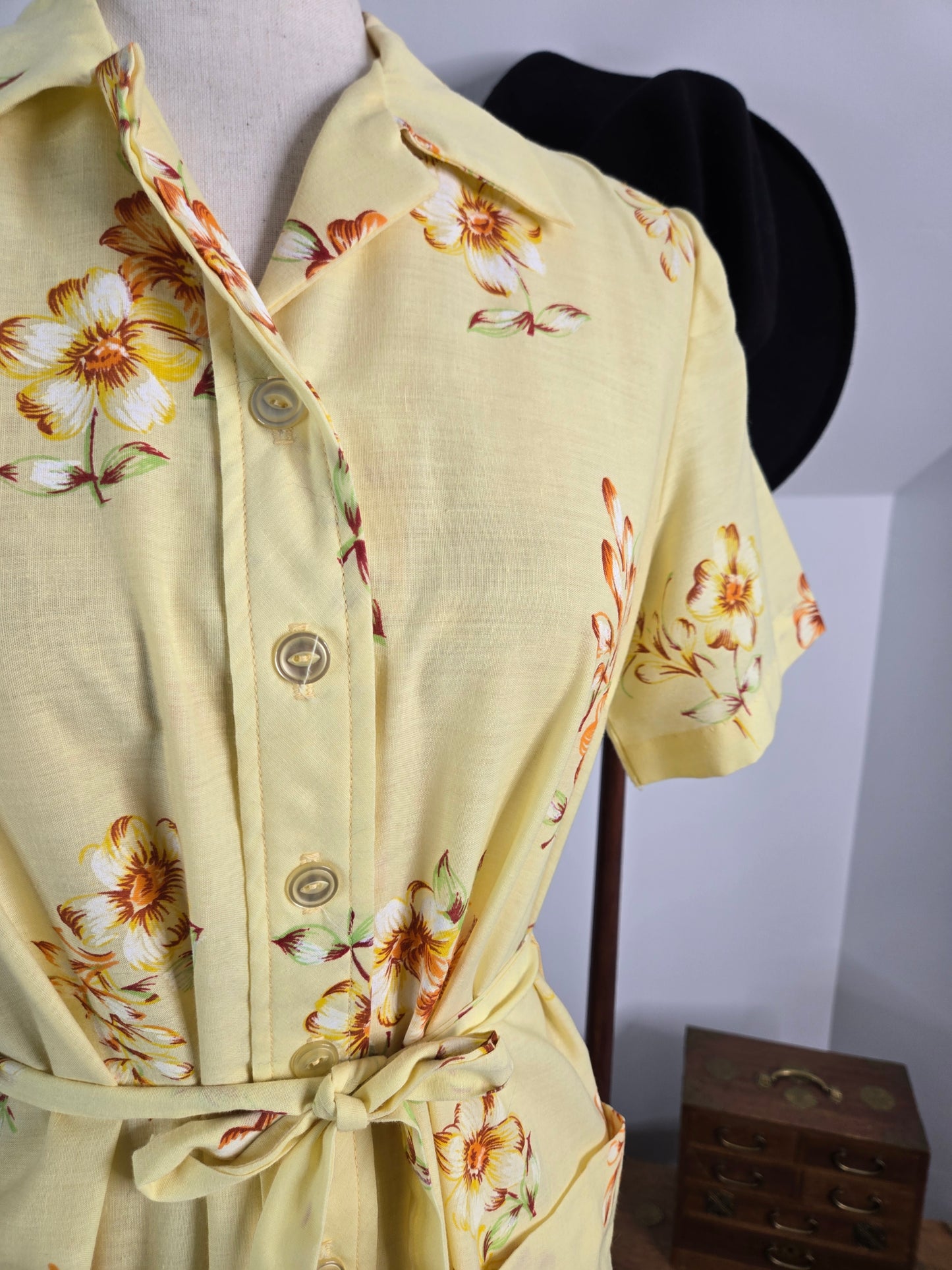 A Nancy Frock 60s Cotton House Dress - small/medium