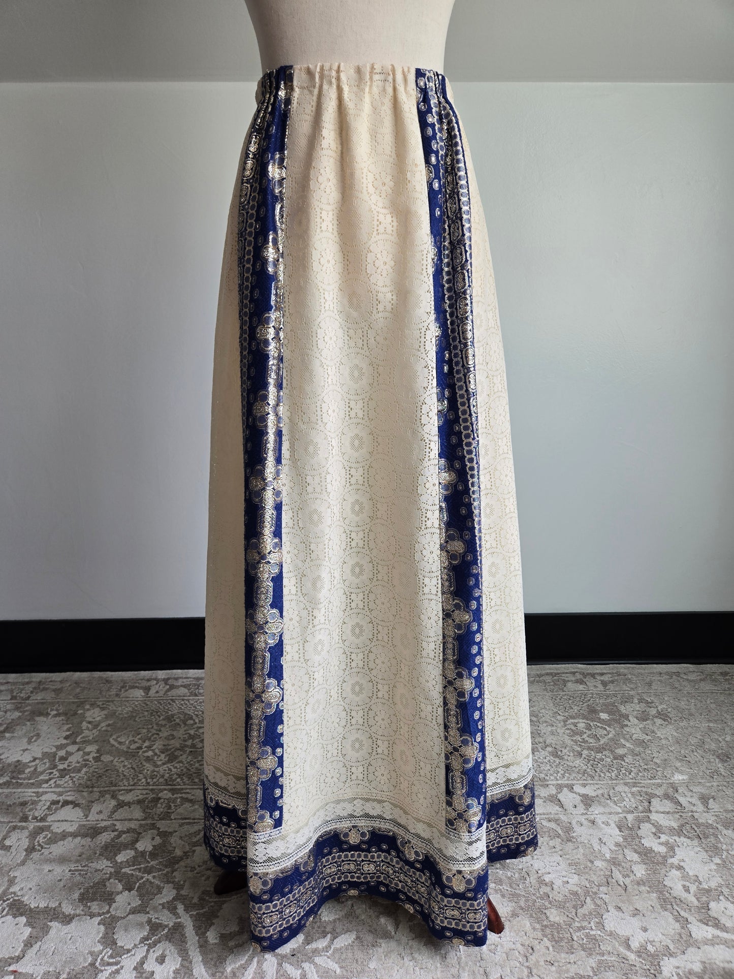 Tumbleweeds from the West 1970s Vintage Lace Maxi Skirt - W25-33"