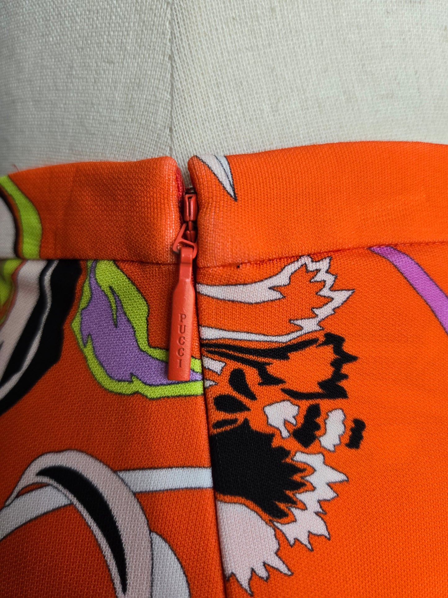 Vintage Emilio Pucci Made in Italy Fluilio Signed Print Skirt - Small