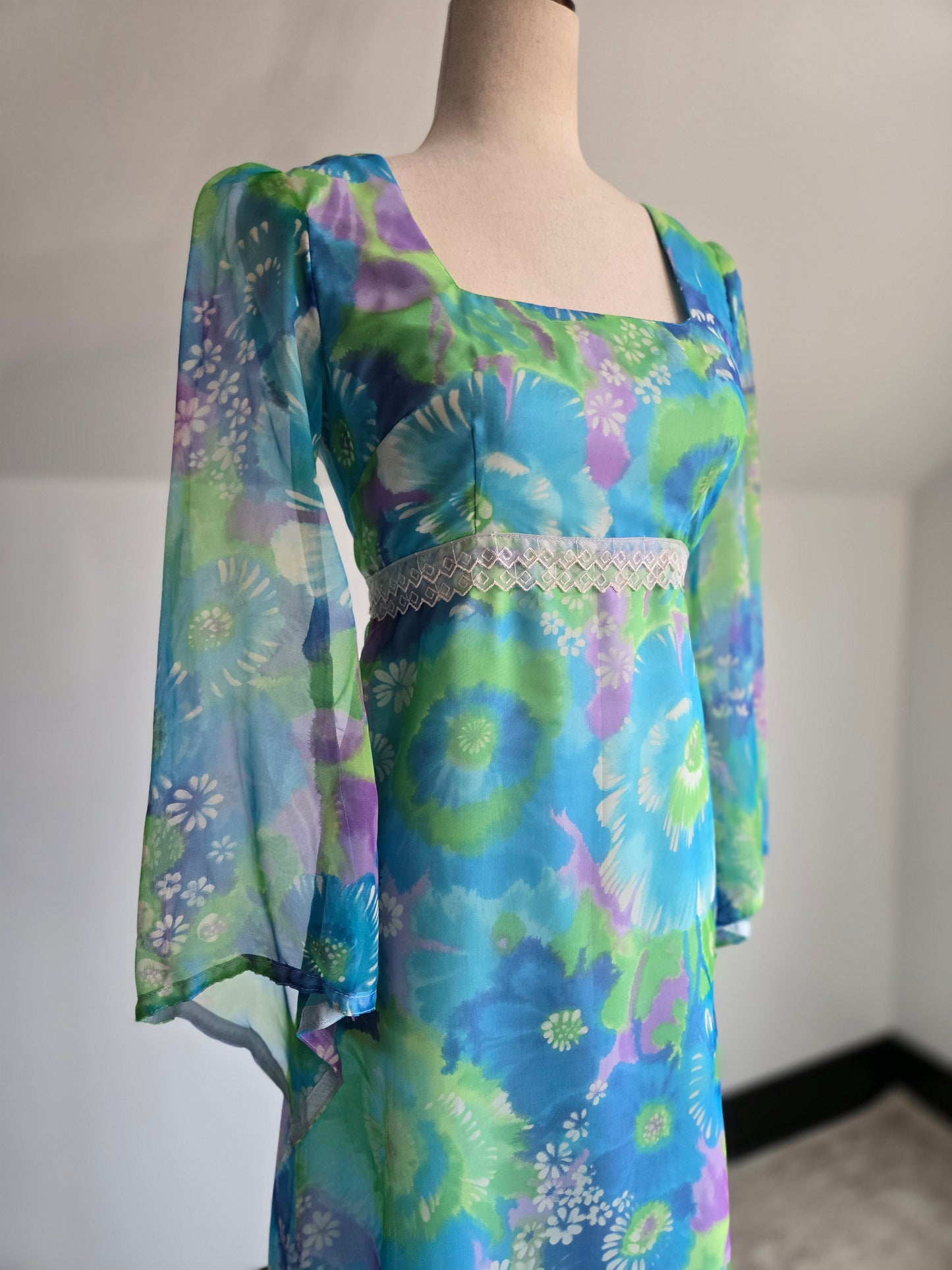 Vintage 70s Blue and Purple Psychedelic Floral Print Maxi Dress - XS