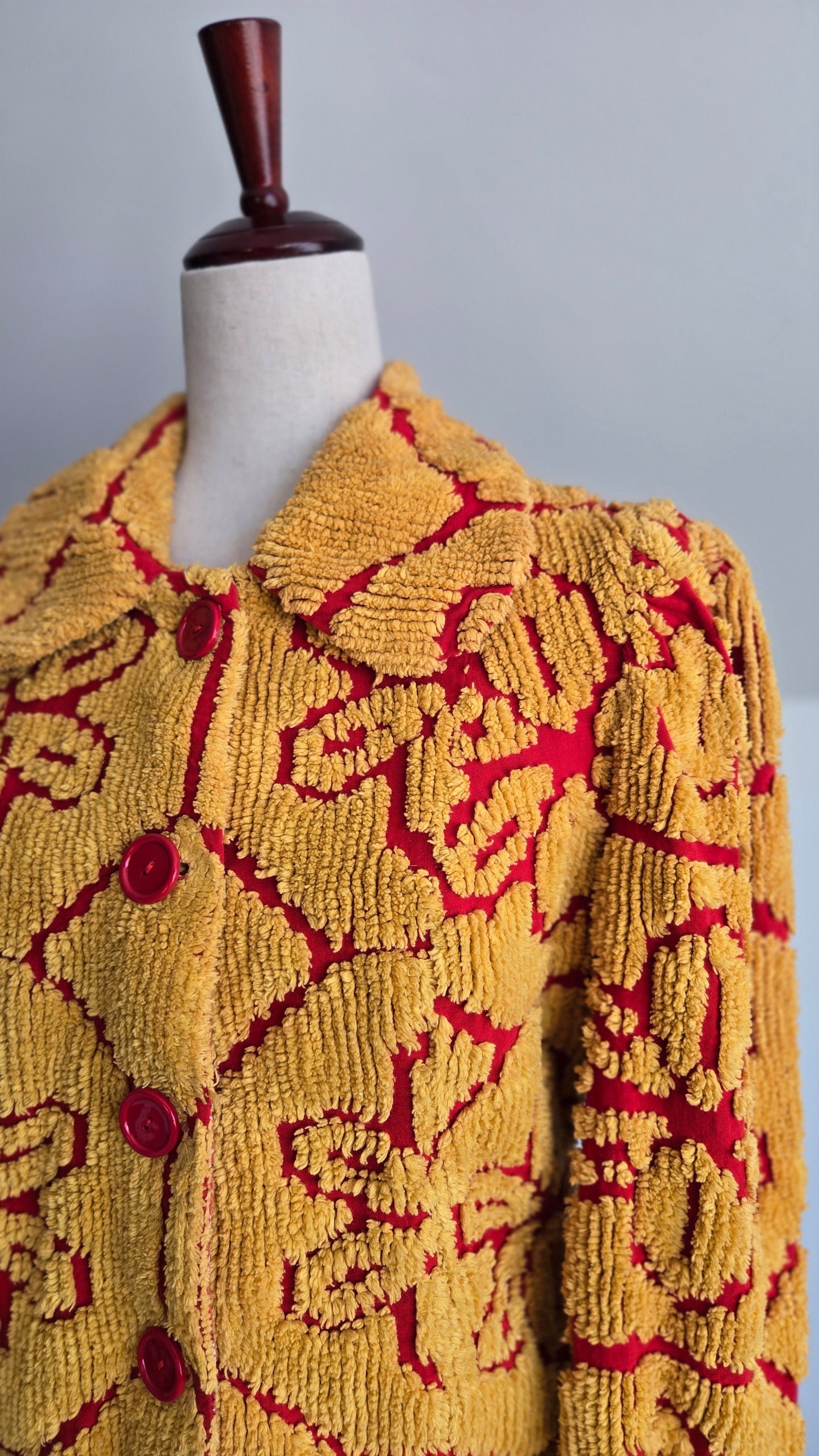 Miki Tops Vintage Carpet/Tapestry Style Jacket - small/medium