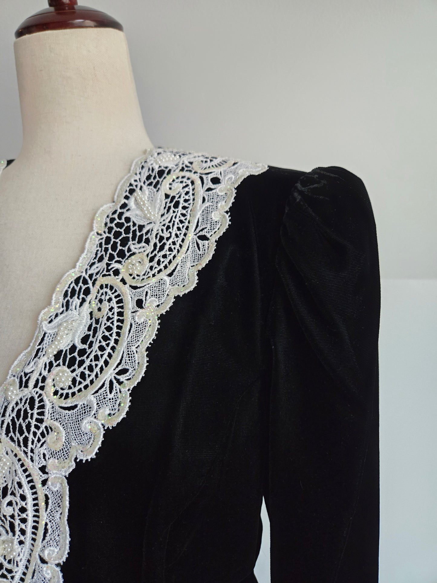 Black Velvet Blazer with Lace and Pearls - Medium/Large