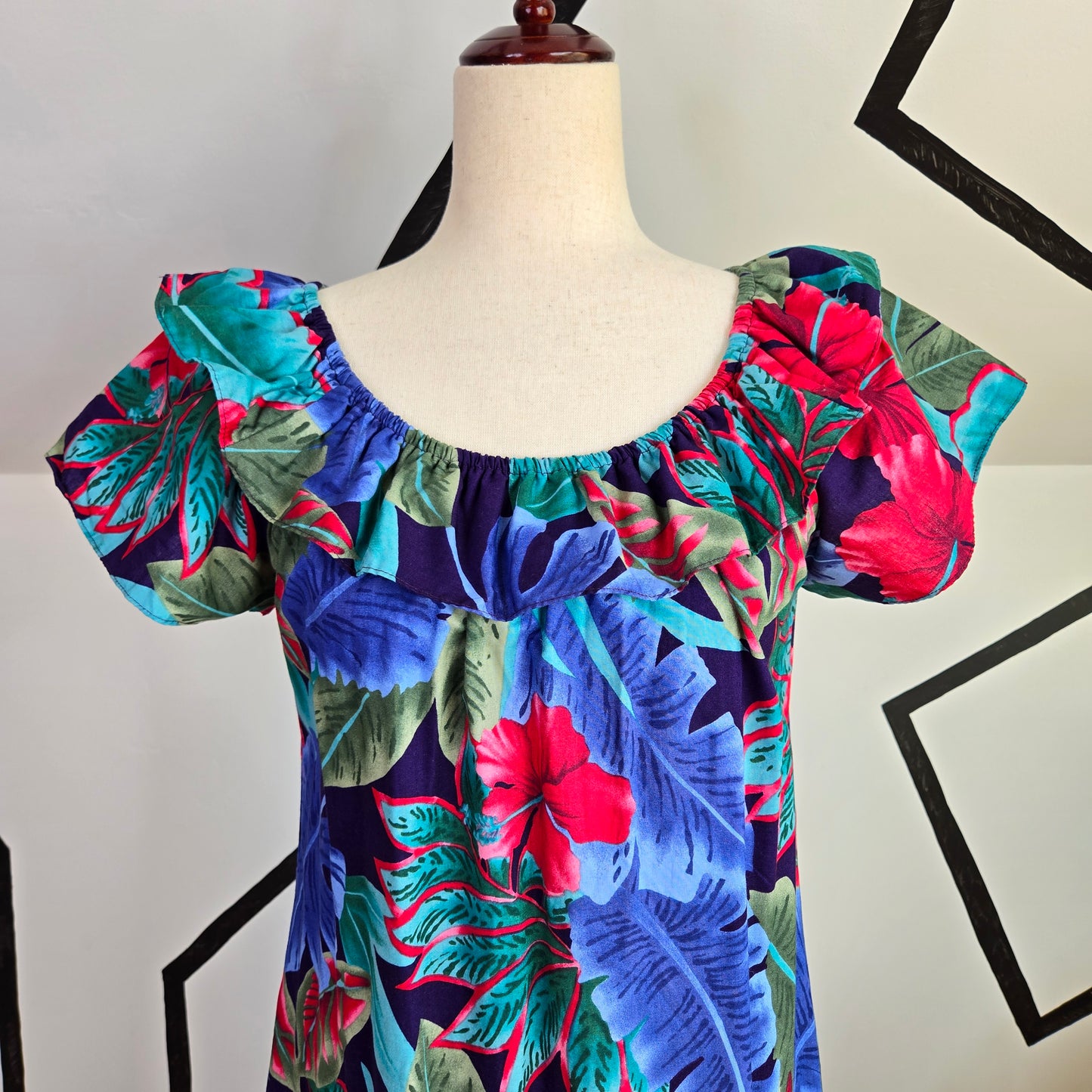 Hilo Hattie Made in Hawaii Floral Ruffle Top Dress - Small