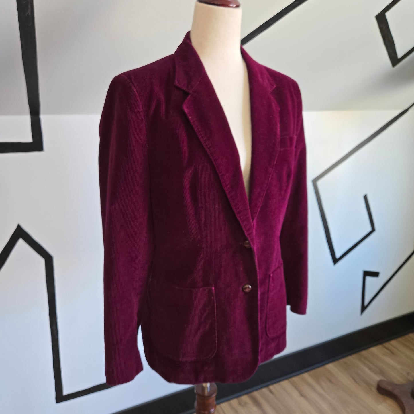 Anthony's Made in Japan Vintage Burgundy Corduroy Blazer - large