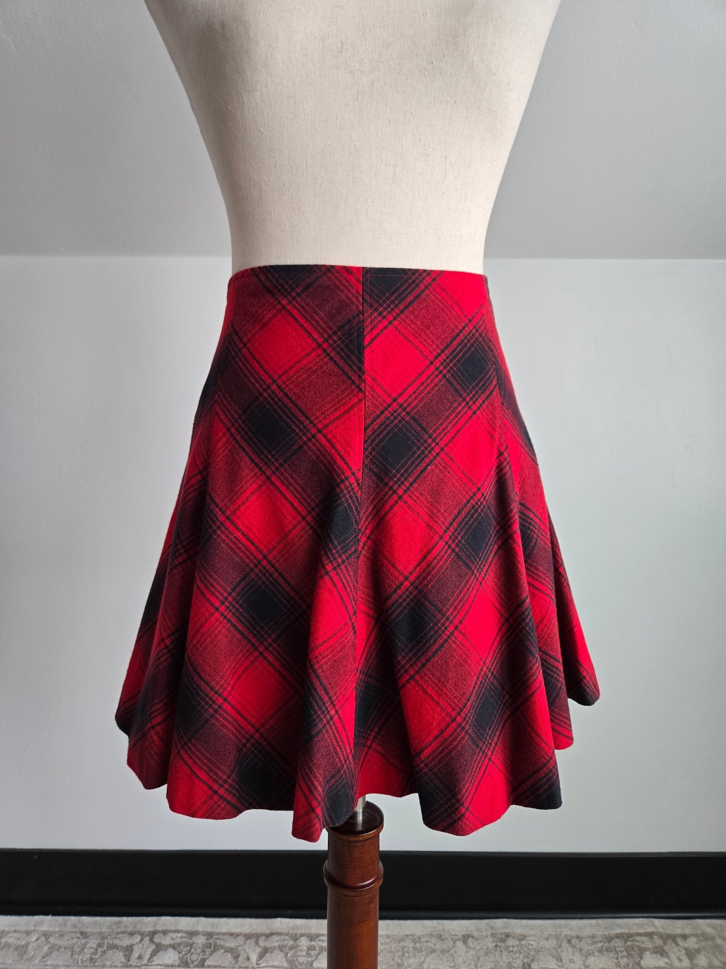 Polo Ralph Lauren Cotton/Wool/Silk Short Red Plaid Skirt - W30"