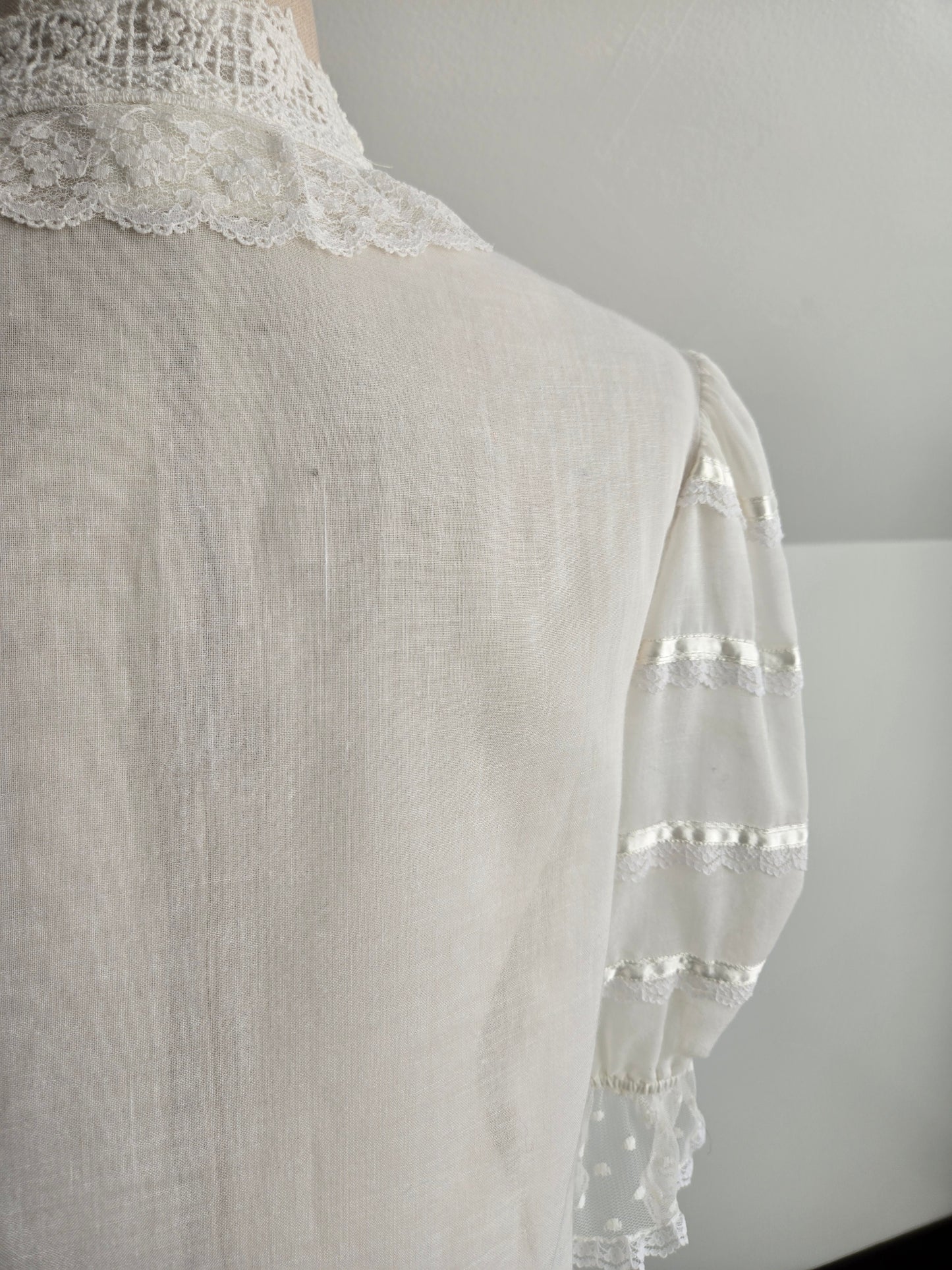 Gold Label Jessica's Gunnies San Fransisco Vintage 70s Gauzy Blouse - Medium