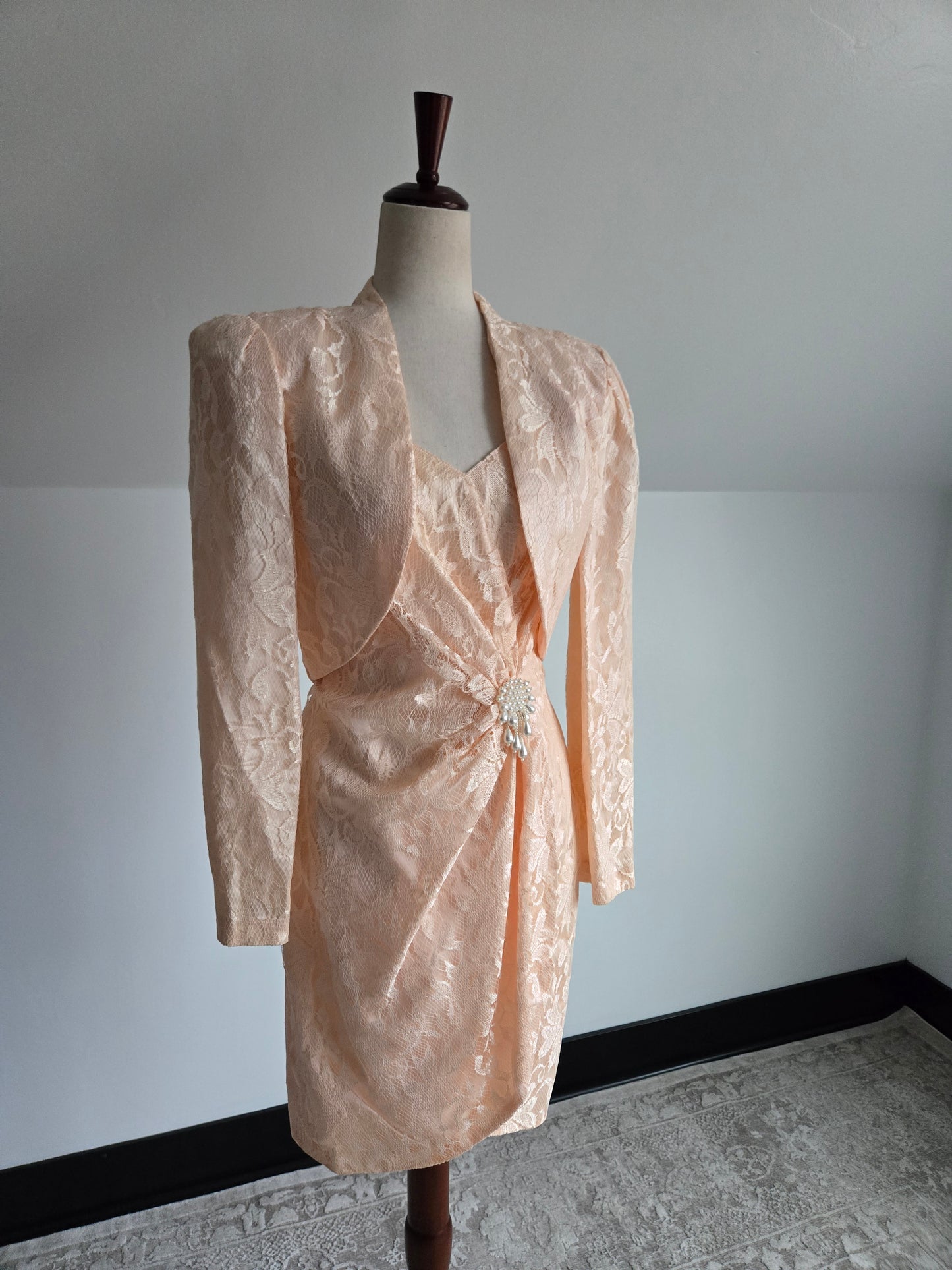 New Leaf Vintage 80s Peach Lace Dress and Pearl Bolero - Small