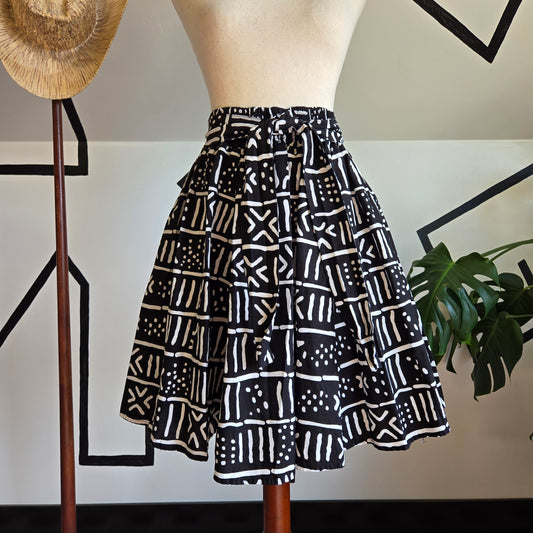 Barcloth Black and White Skirt with Elastic Waistband and Tie - S-XL