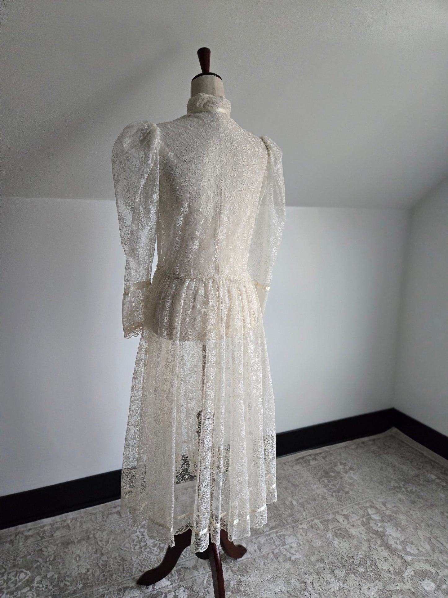 Gunne Sax Vintage Fully Shear Lace Dress - Medium