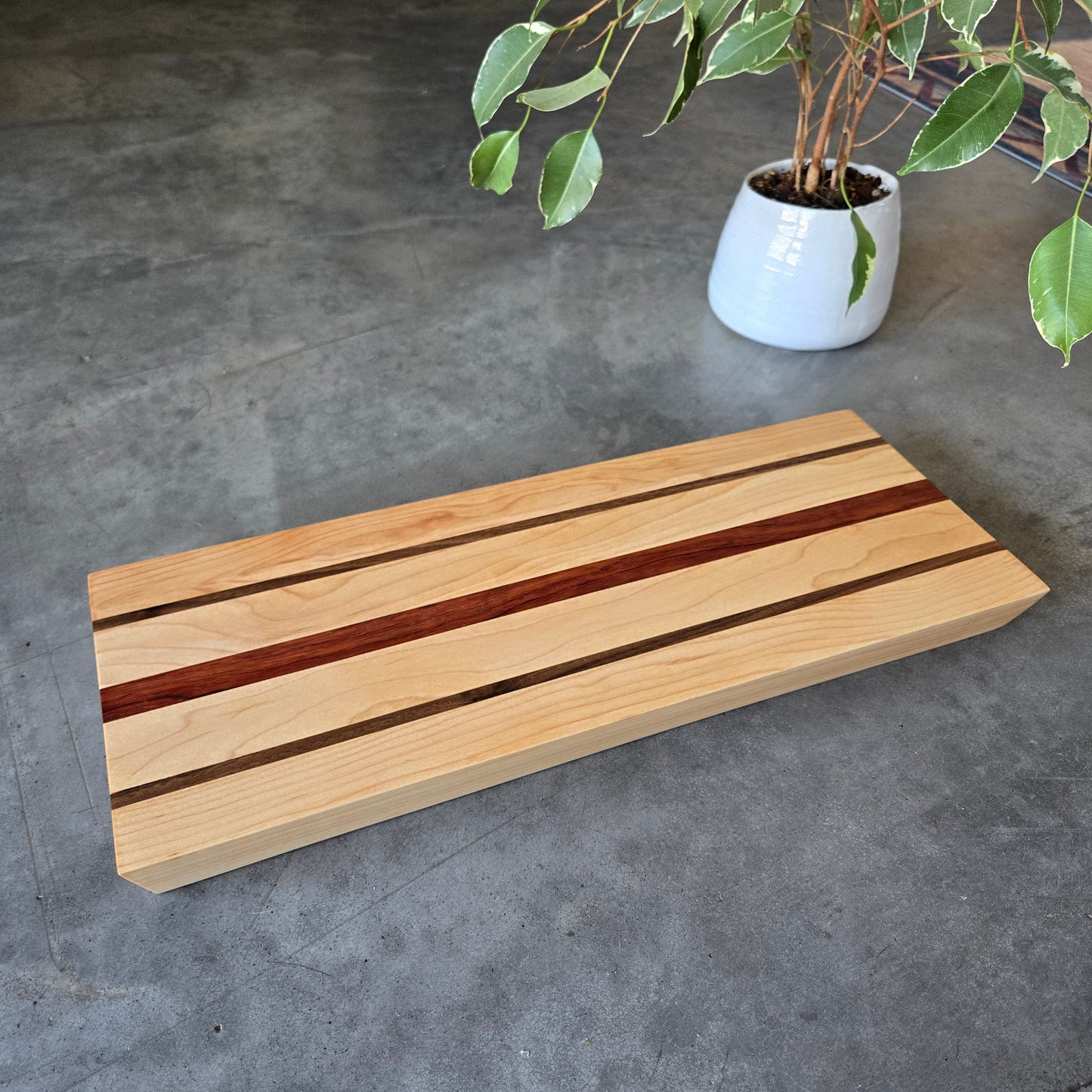 The Long Cutting Board