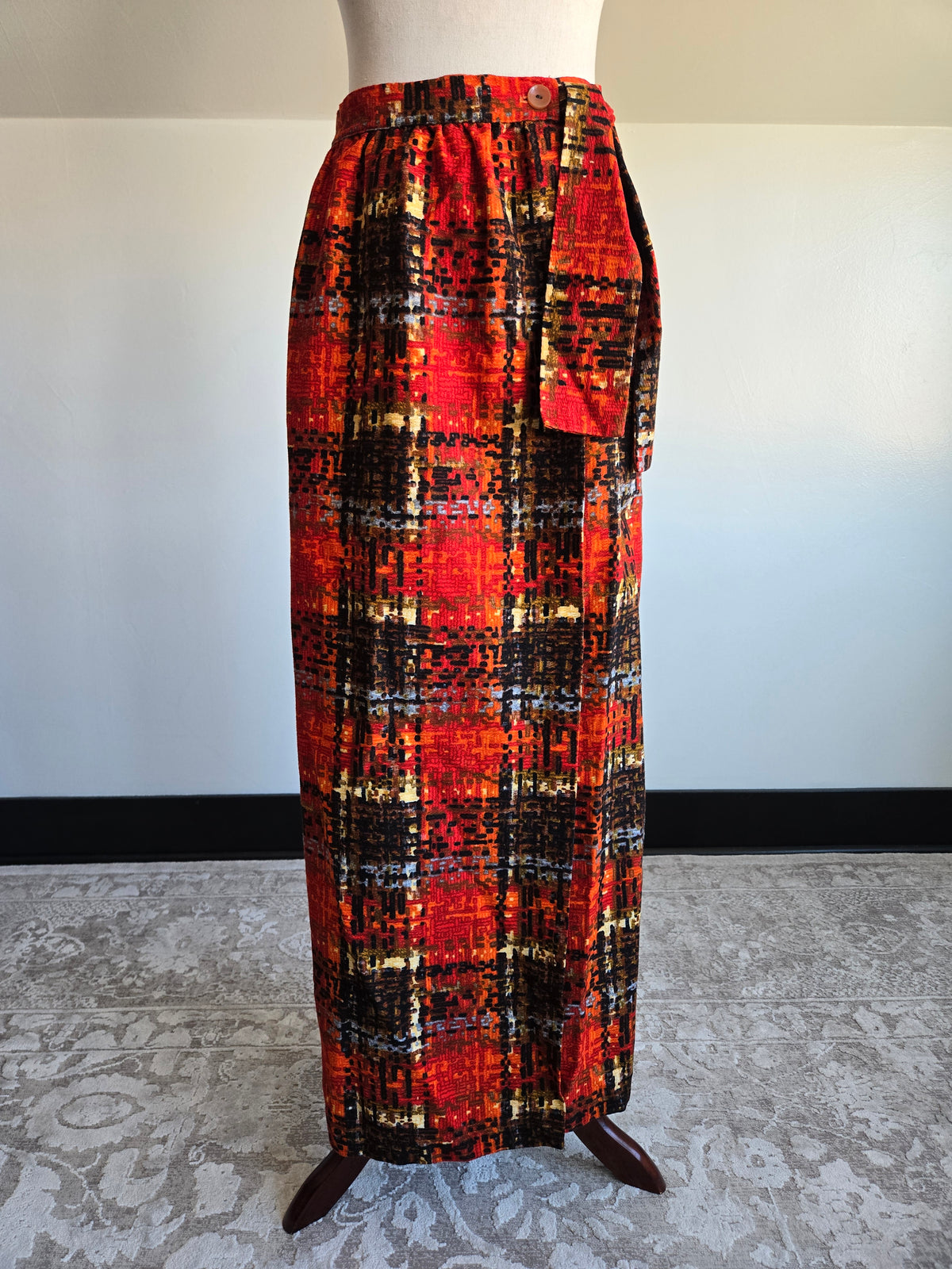 Vintage 70s Beverly Vogue Cotton Barkcloth Plaid Wrap Skirt - W26